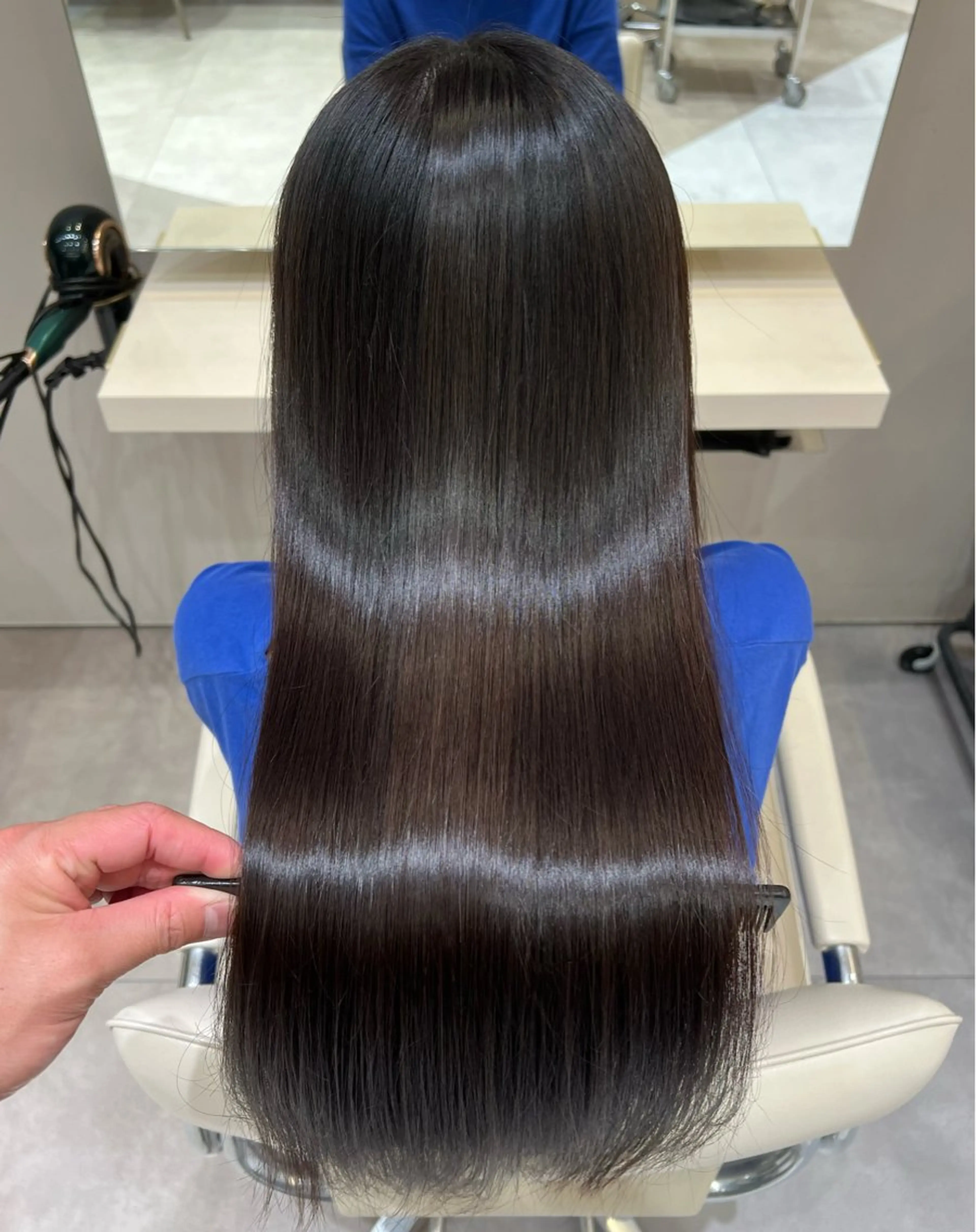 ロング カラー くせ毛 髪質改善 カット ヘアカラー 縮毛矯正 内藤 裕真  k-twoのヘアスタイル