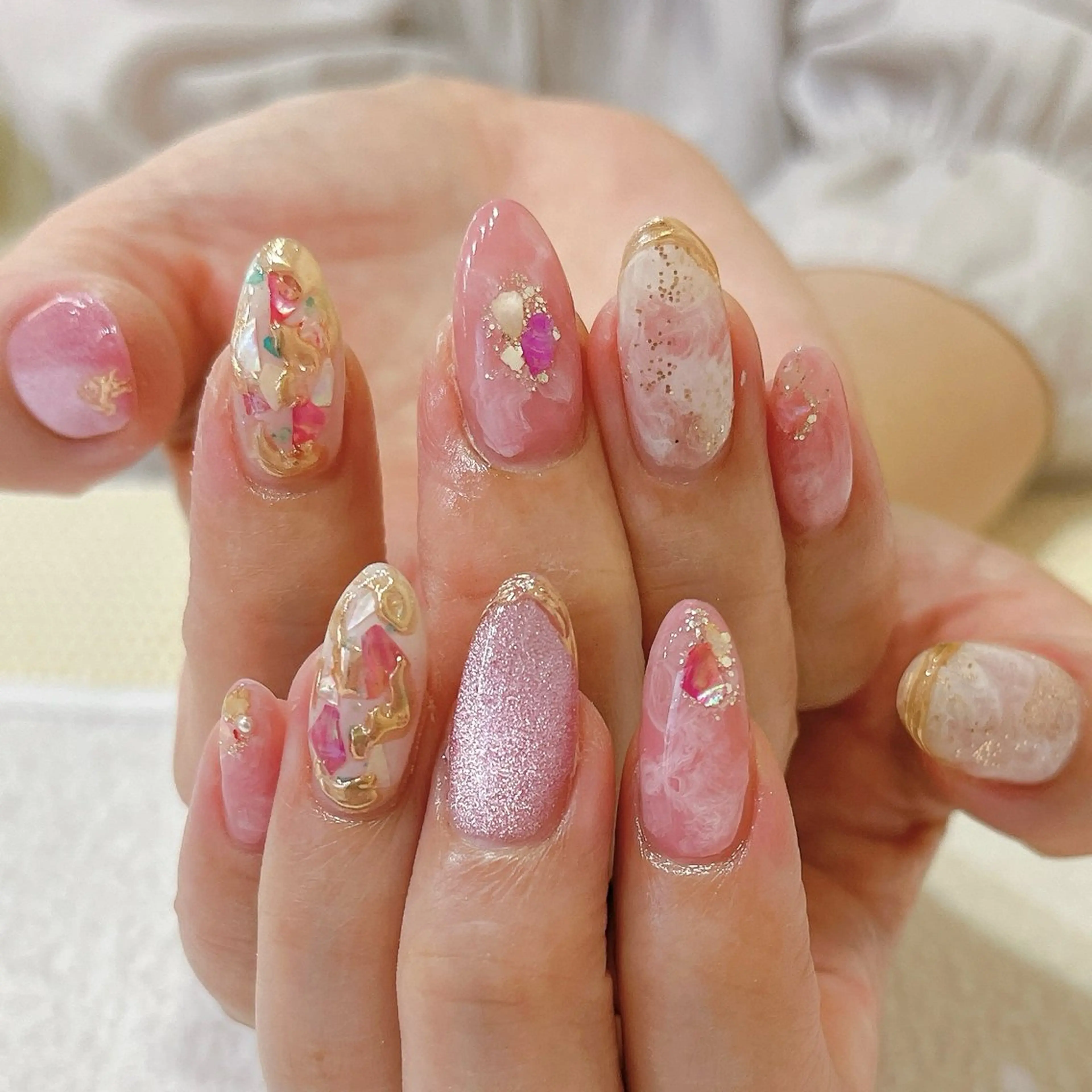 ネイル ニュアンスネイル Ellenail名古屋所属・伊藤 愛のネイルデザイン