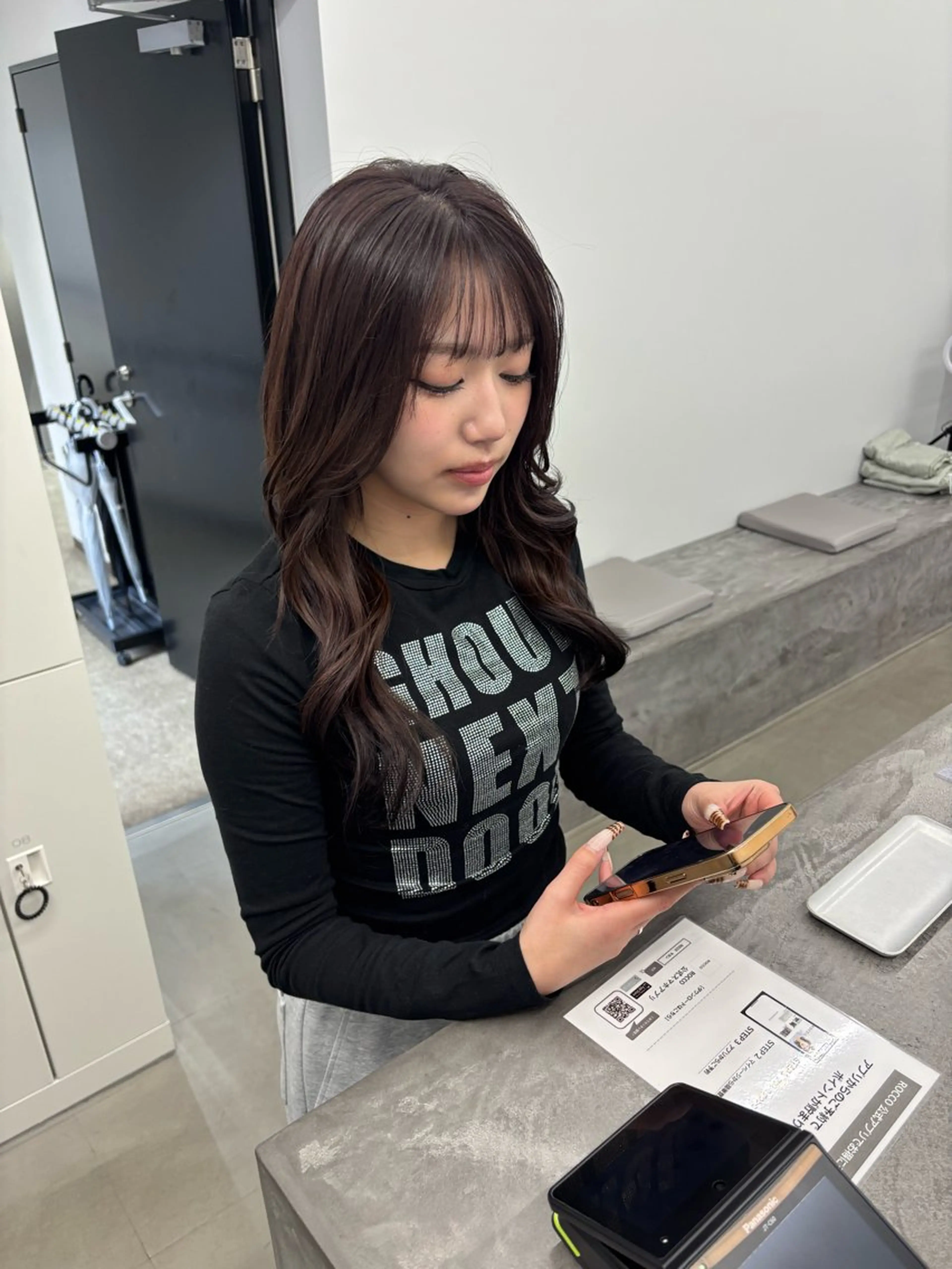 ロング カット ヘアカラー トリートメント ROCCO3rd / りんなのヘアスタイル