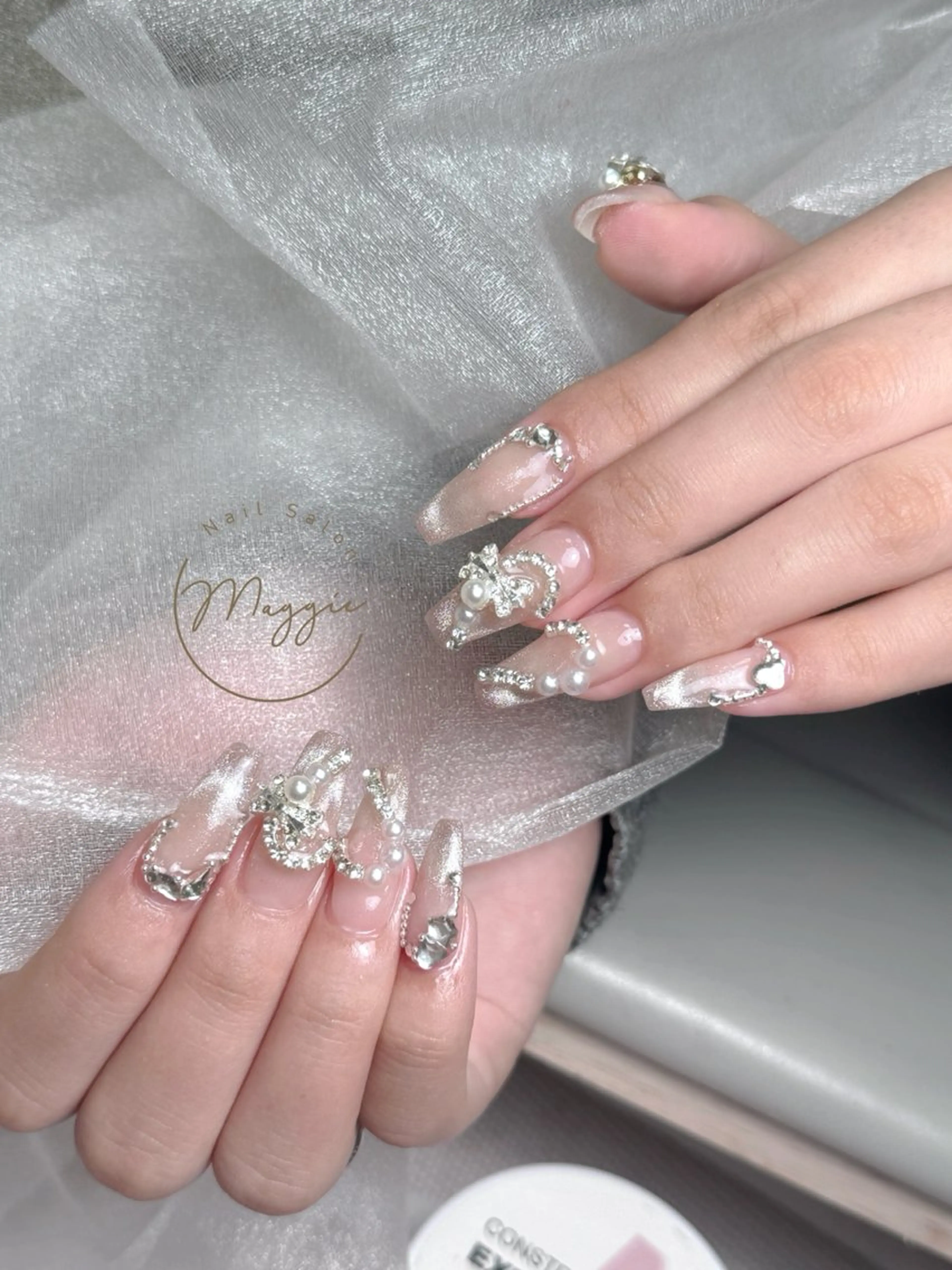 ネイル Maggie Nail🦩のネイルデザイン