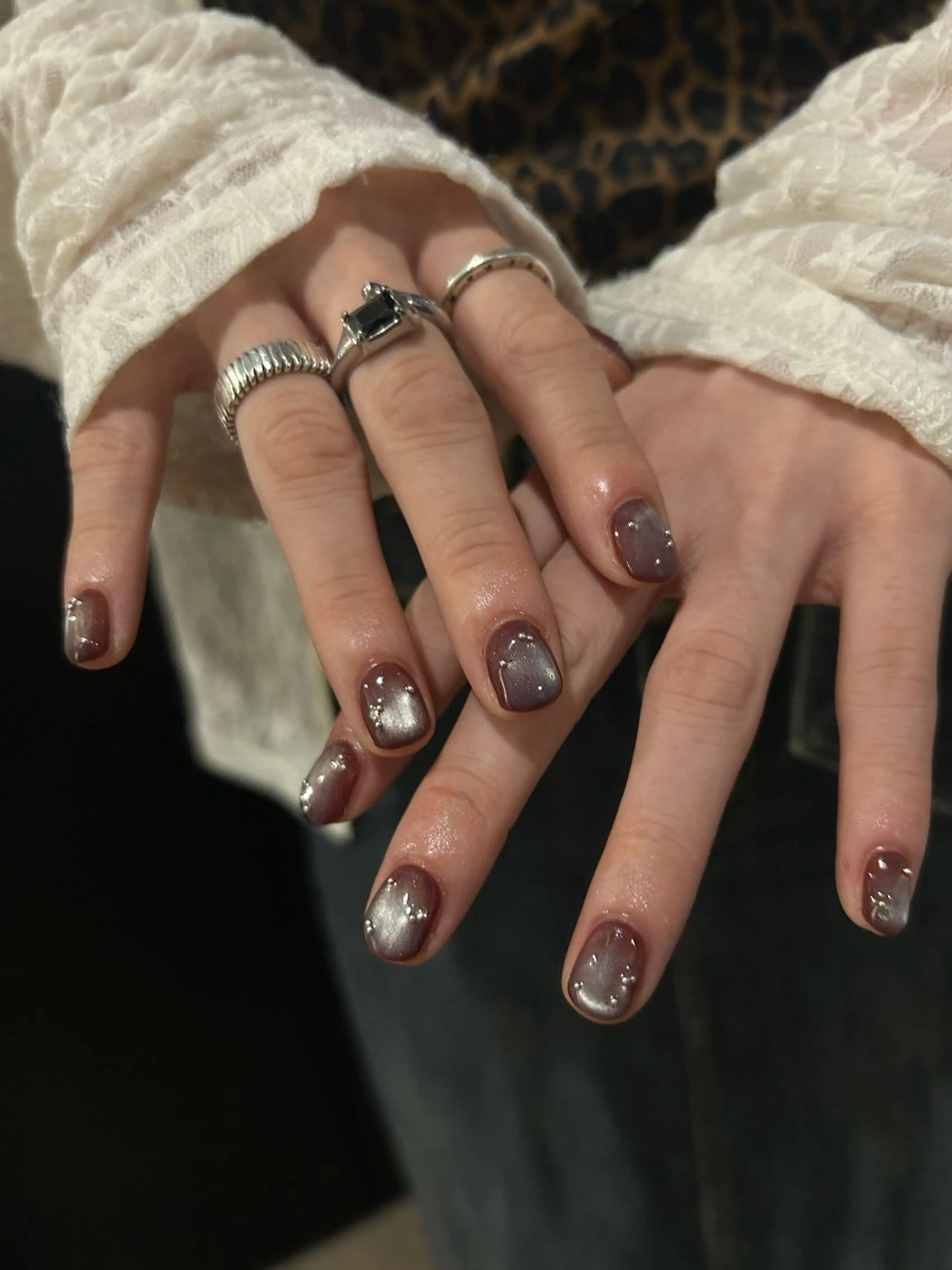 ネイル 韓国ネイル マグネットネイル ニュアンスネイル オフィスネイル シンプルネイル Yuni.所属・sakae yurinaのネイルデザイン