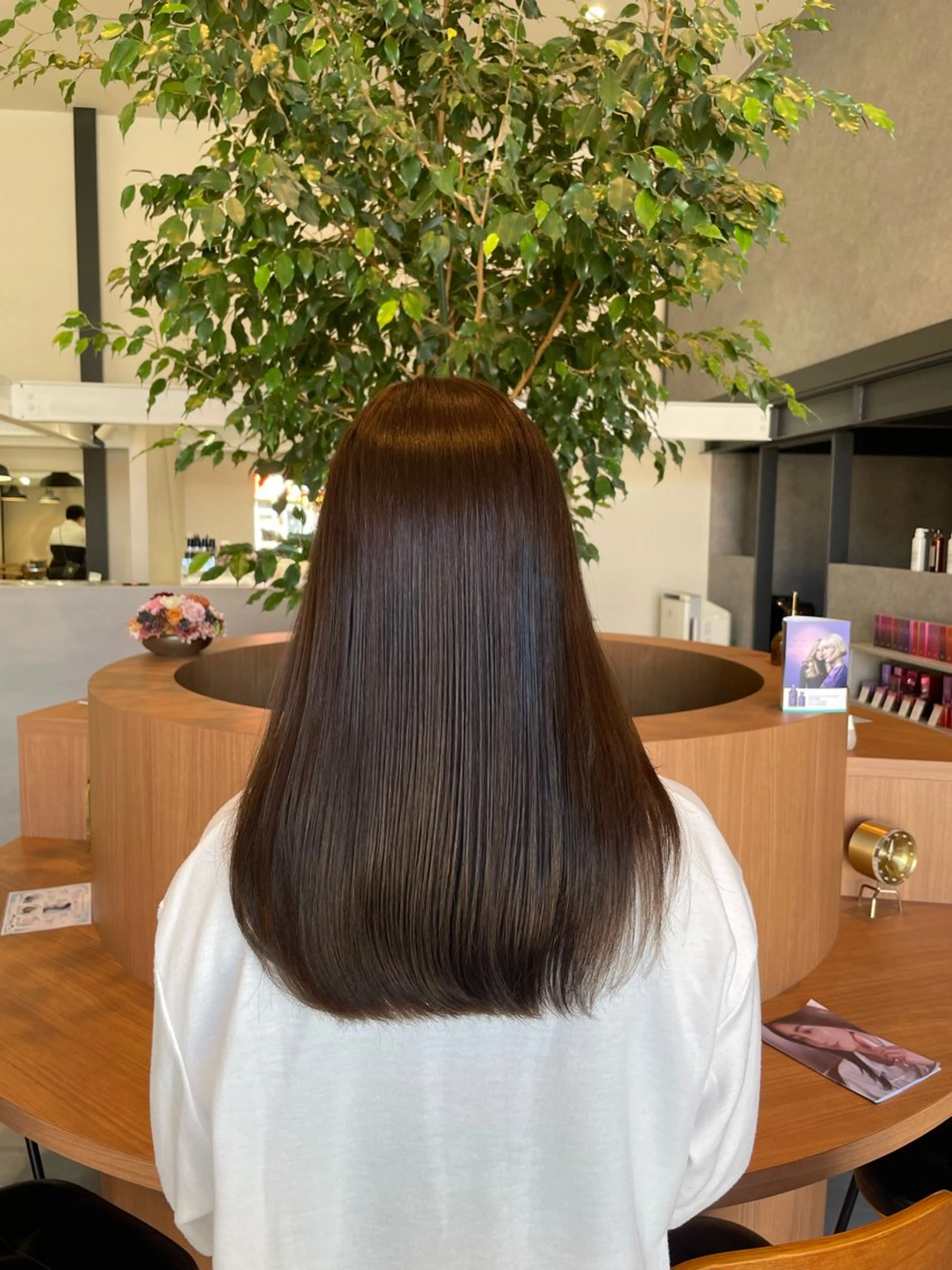 ロング カラー ベージュカラー 透明感カラー ラベンダーカラー ラベンダーベージュ カット ヘアカラー ayaka |トレンドヘアのヘアスタイル