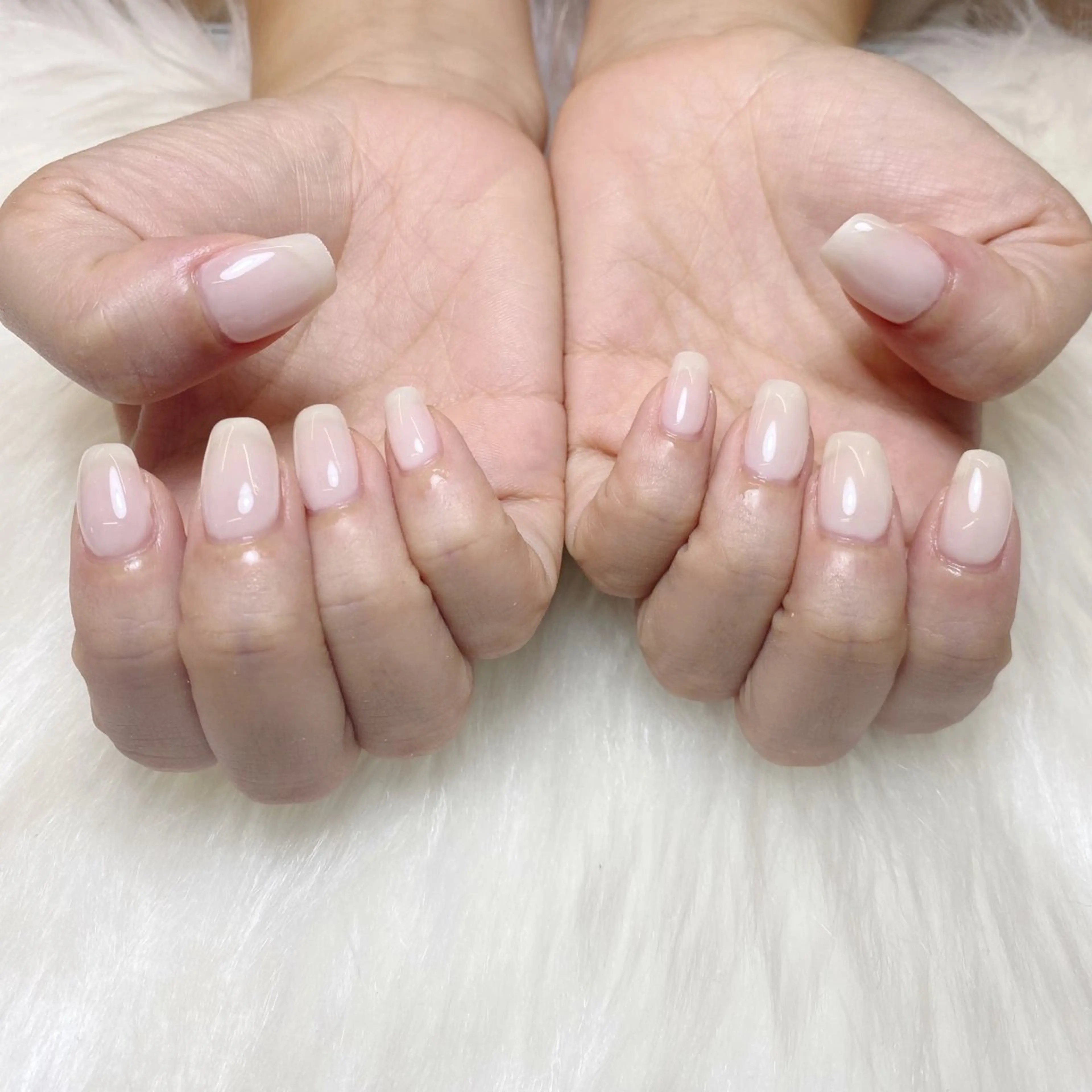 ネイル ブルー 長さ出し フラッシュネイル フットネイル フレンチネイル fein. miku🎀🍼のネイルデザイン