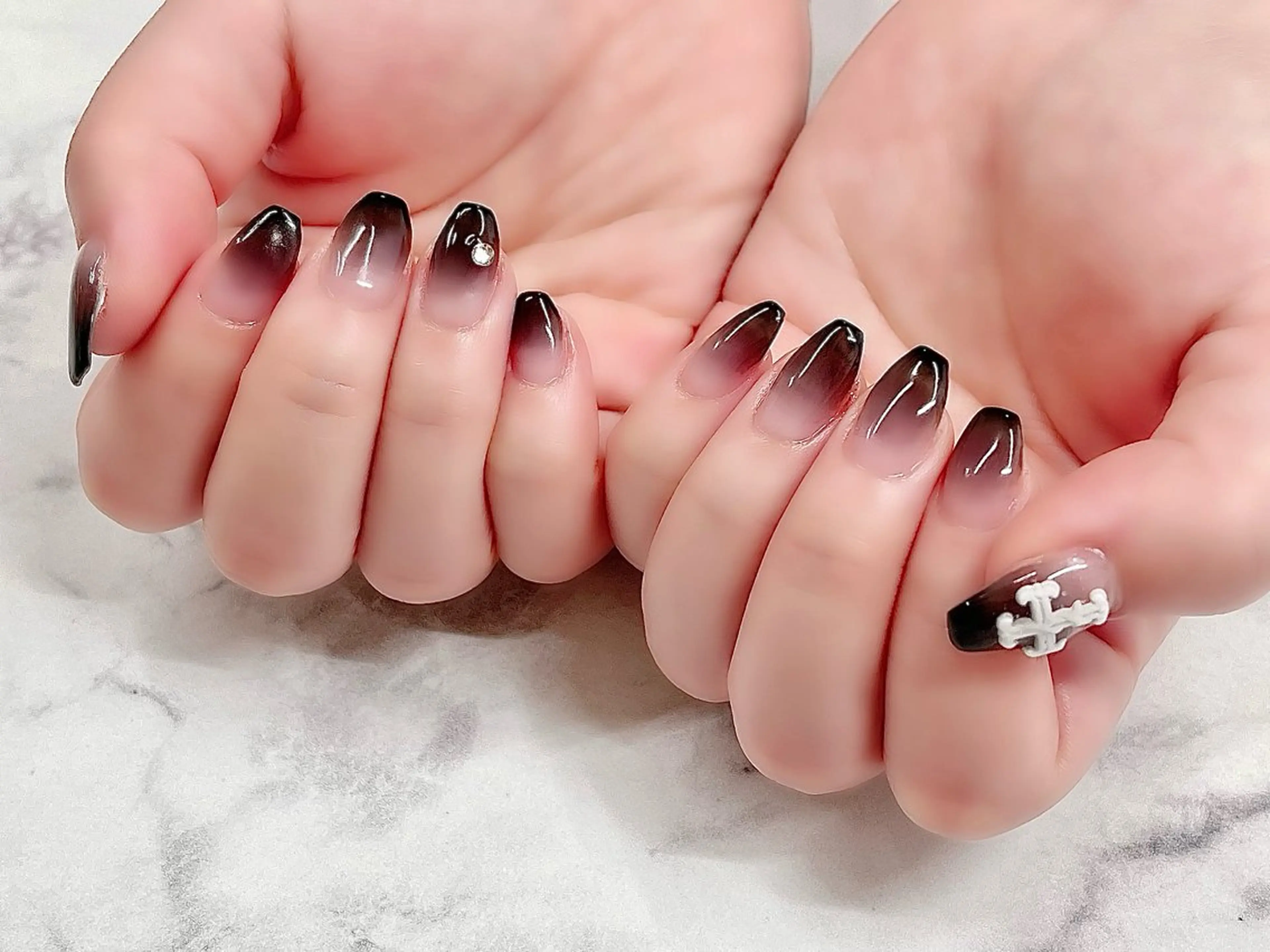 ネイル Regene ARAKIのネイルデザイン