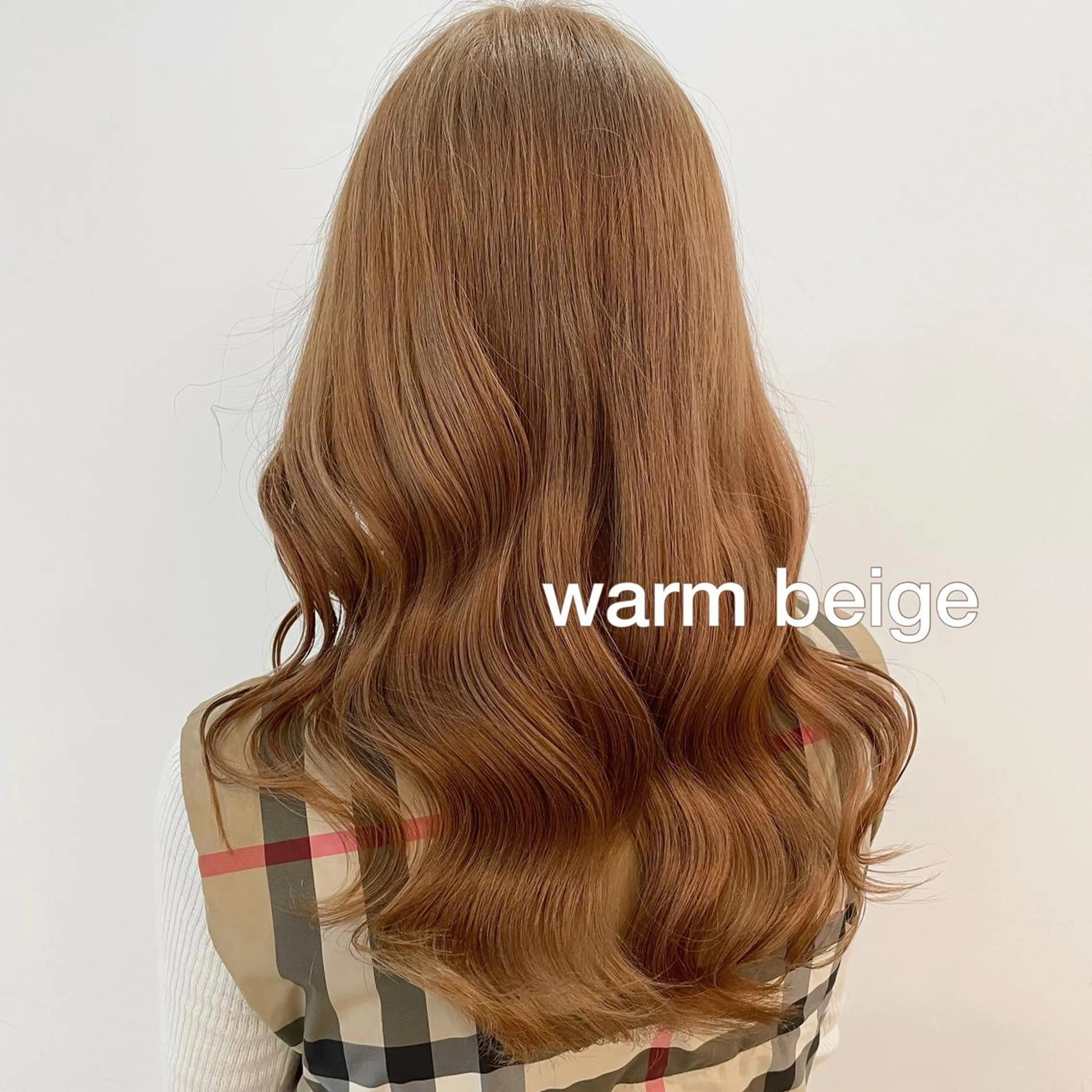 カラー トルクアータ伏見 MIKUのヘアスタイル