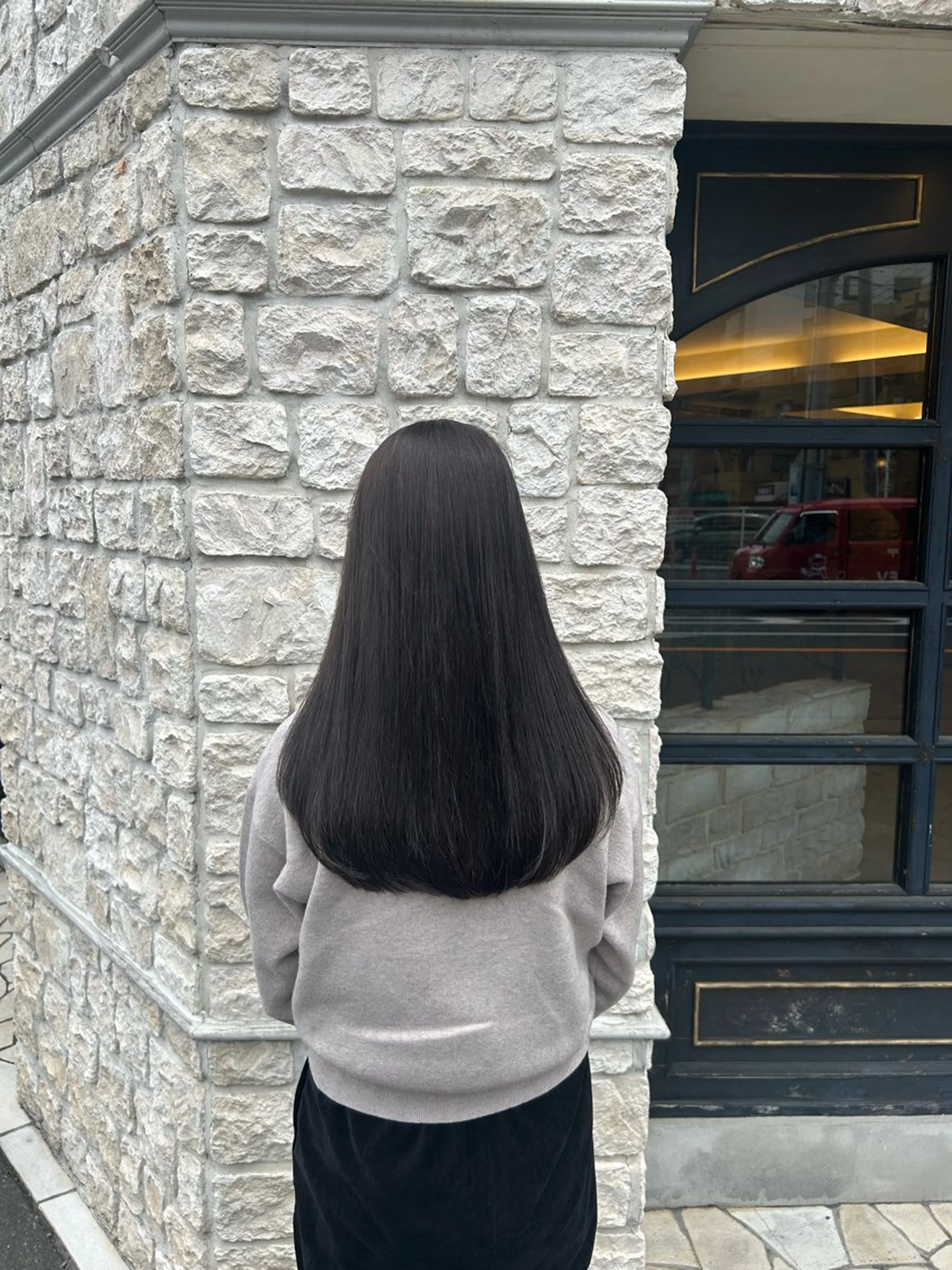 ロング カラー ダークグレー 玉寄 きらのヘアスタイル