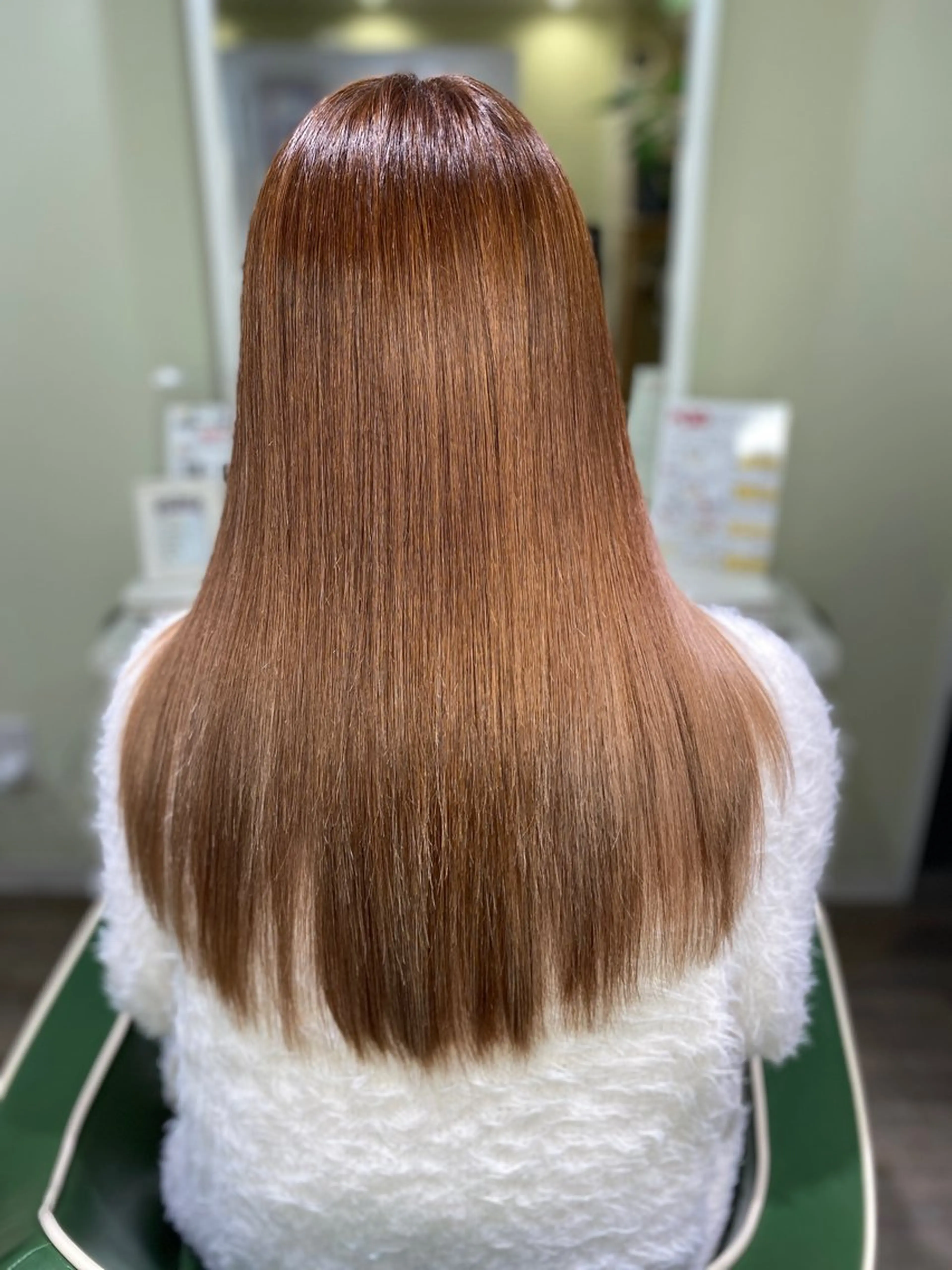 ロング カラー トリートメント 栗形 龍乃介のヘアスタイル