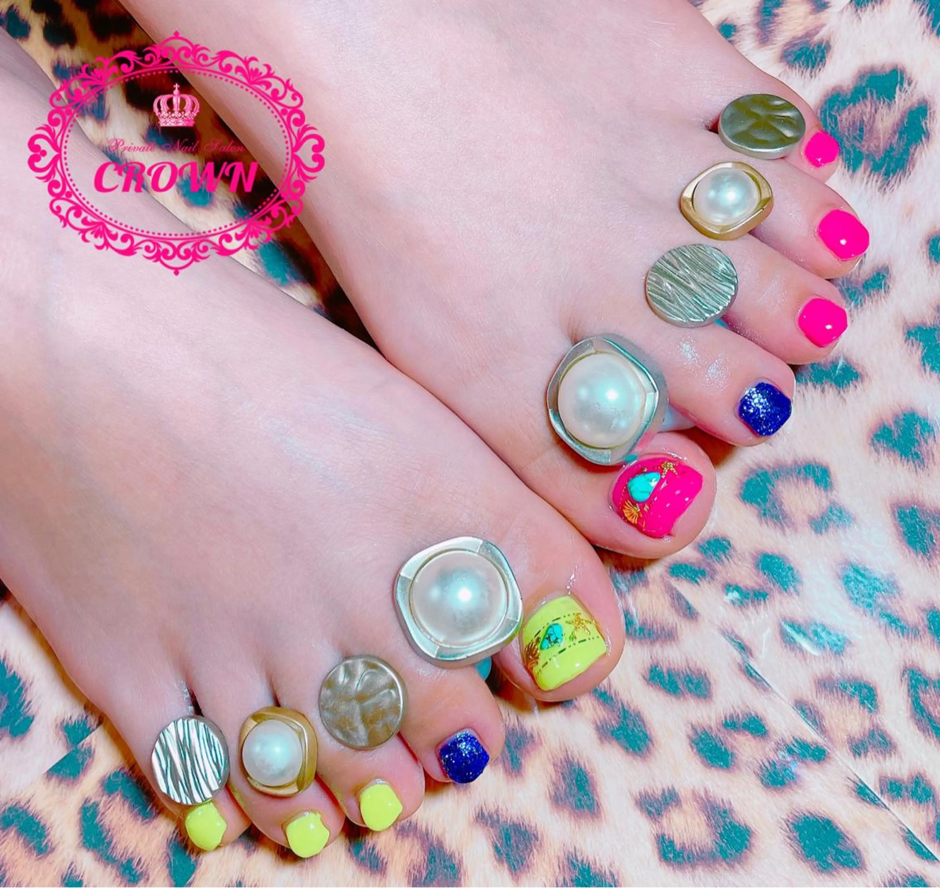 ネイル CROWN プライベートサロンのネイルデザイン