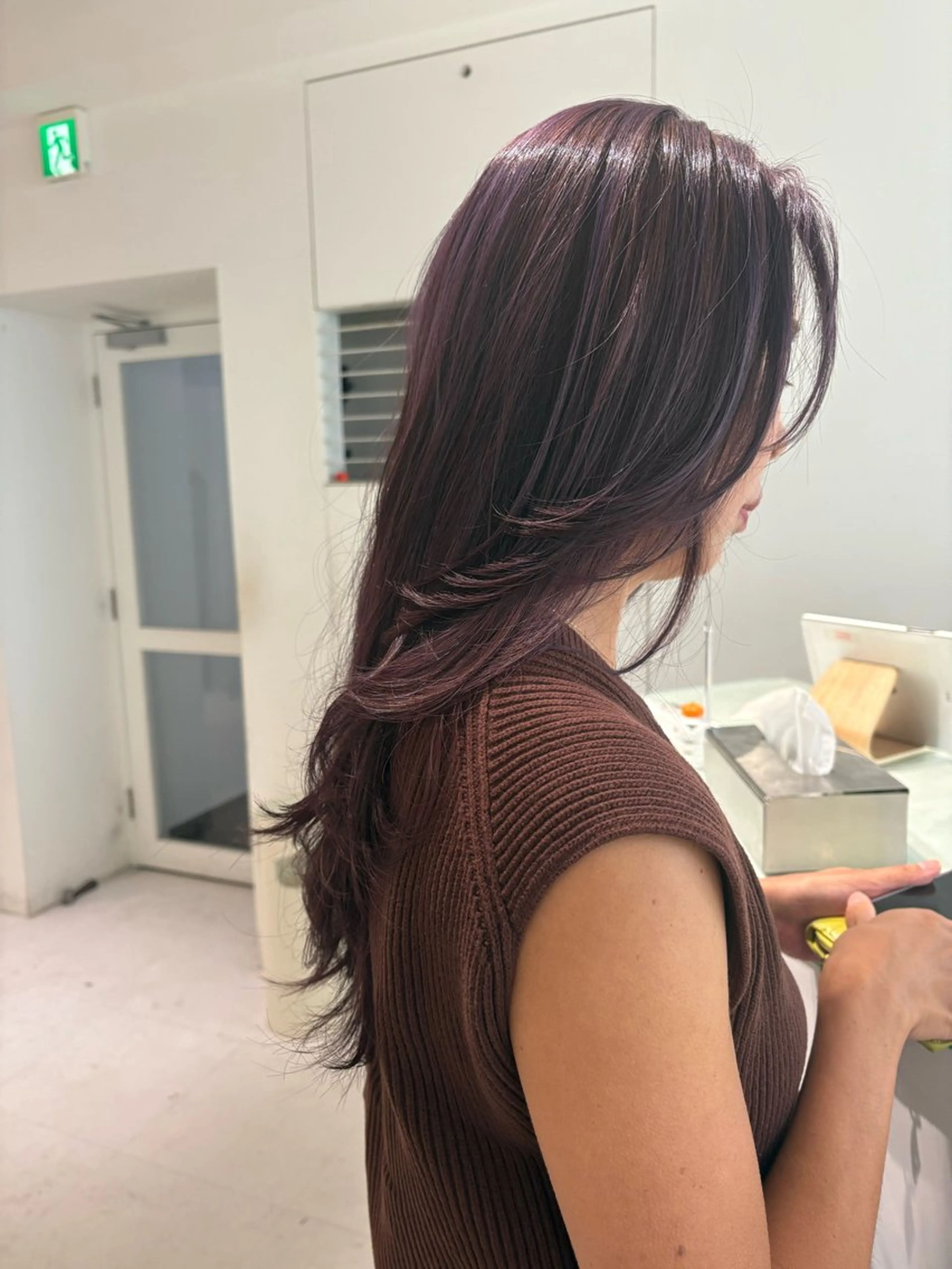 ロング レイヤーカット 💇‍♀️loely 小島のヘアスタイル