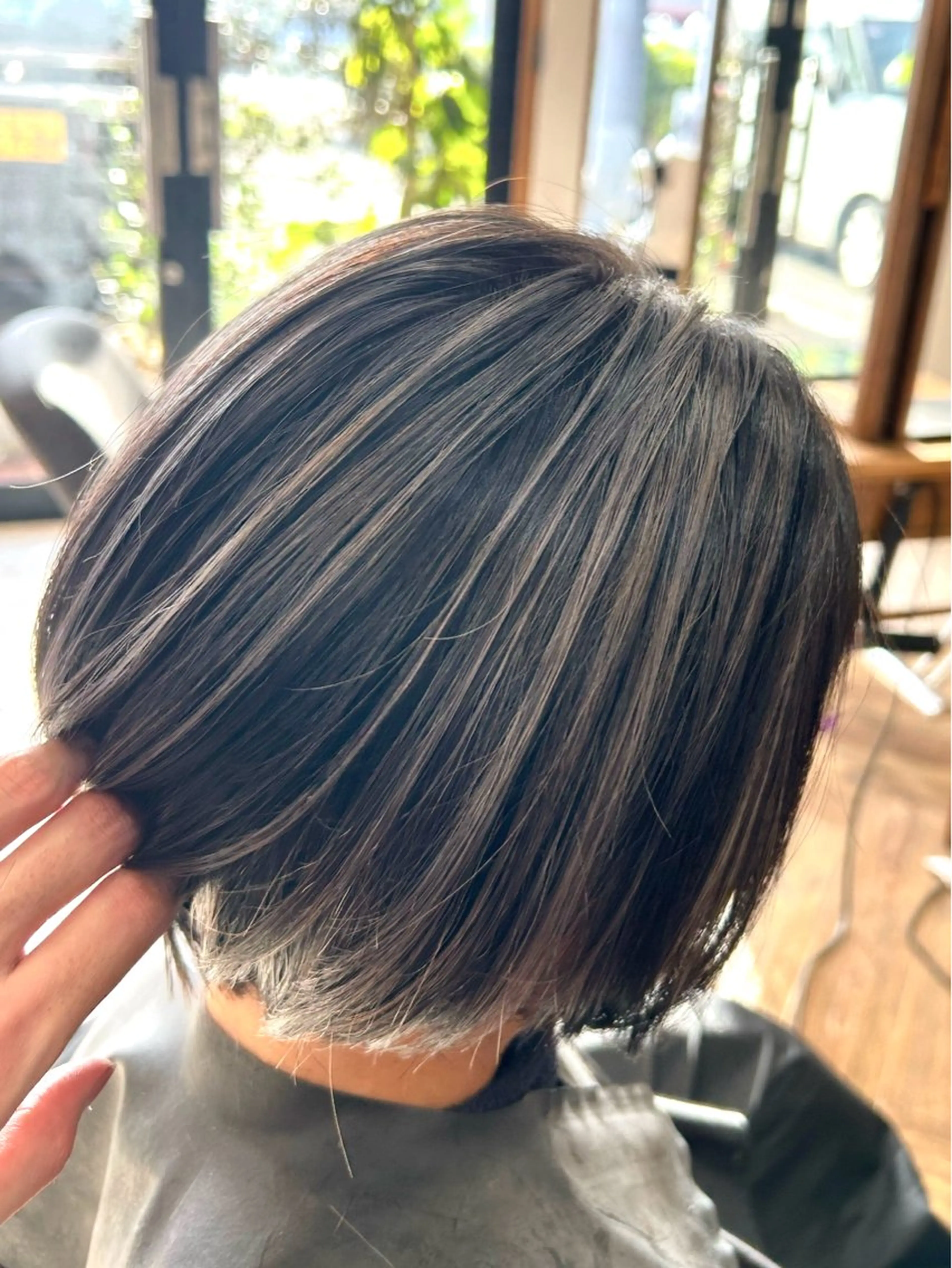 ショート カラー ブリーチ ハイライトカラー ハイライト フリーシャ所属・マンツーマン美容師 💎MAHIROのヘアスタイル