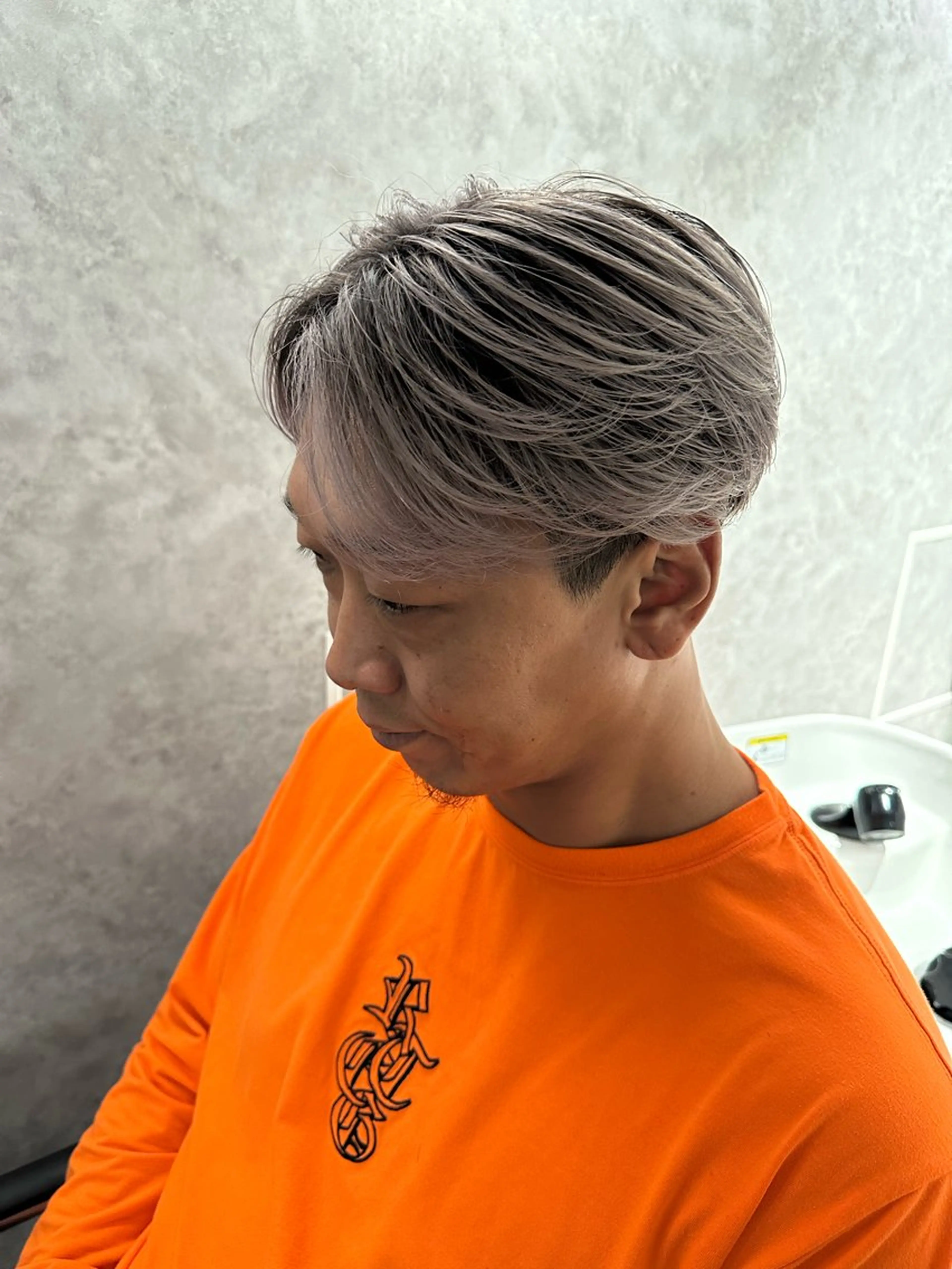 ⚡️月2人限定⚡️メンズ限定カット➕ハイライト火曜日限定10時から13時までご予約はリクエストからお待ちしております！の写真