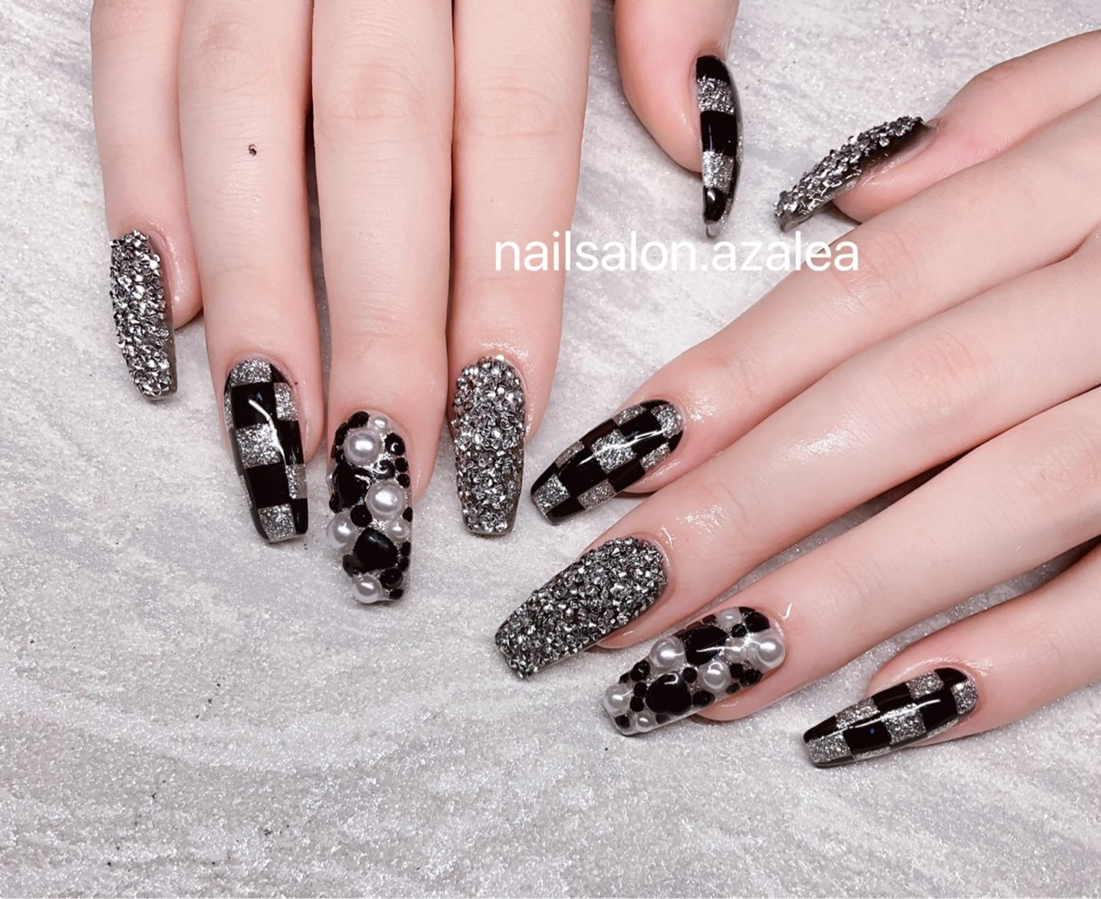 ネイル ハンドネイル R inのネイルデザイン