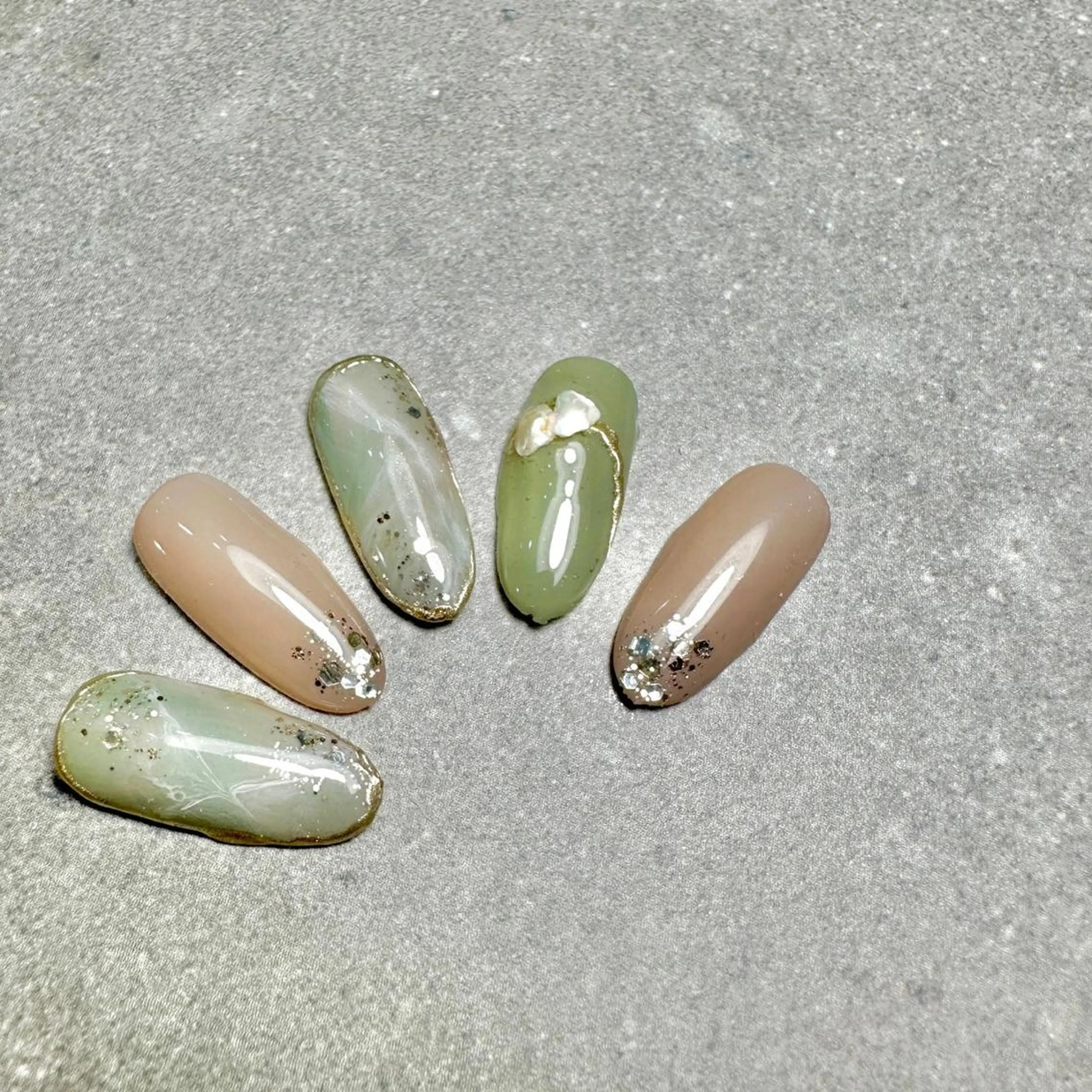 ネイル ニュアンスネイル 春ネイル THE464 the464のネイルデザイン