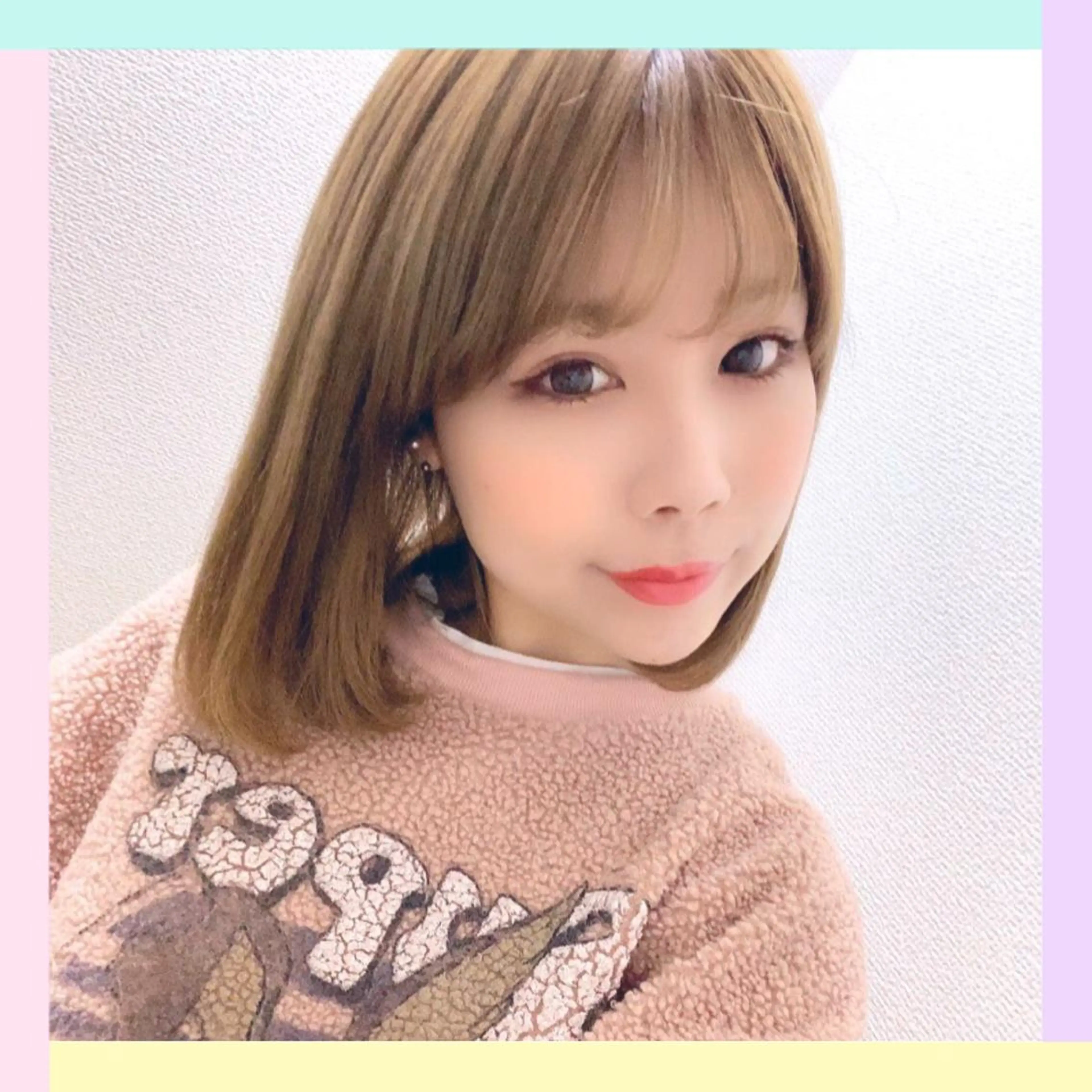 ミディアム カラー れん/ハイトーン /エクステ/韓国風のヘアスタイル