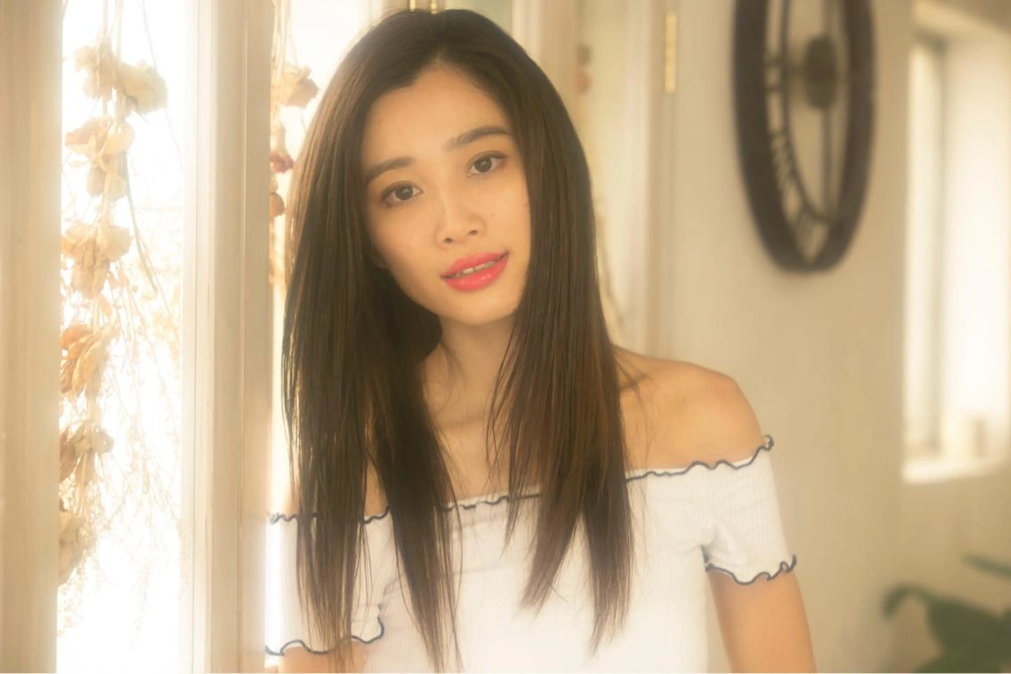 ロング カラー パーマ ヘアアレンジ 推し活専用 【派手髪】飯野ゆかりのヘアスタイル