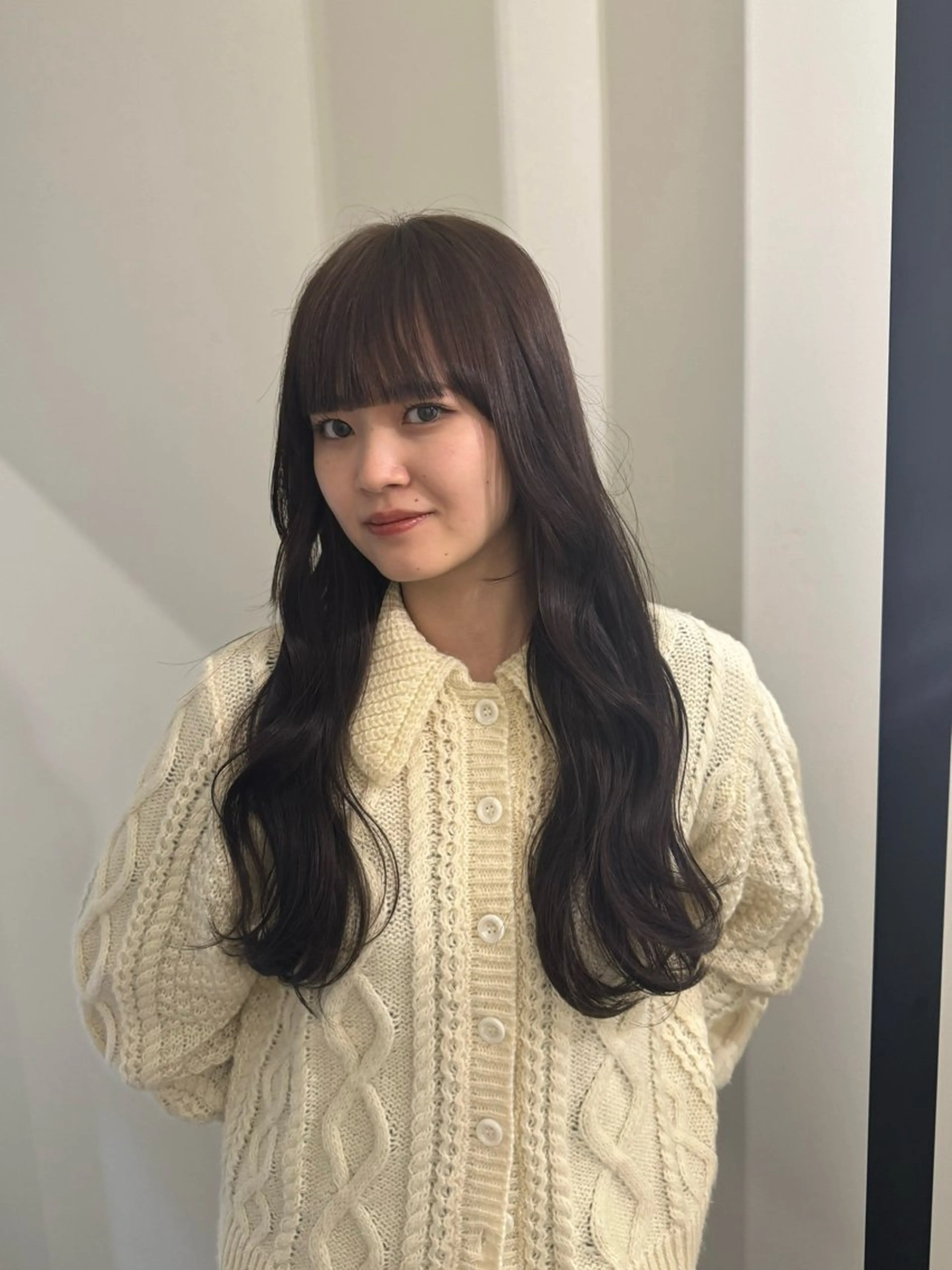 ロング カラー 内沼 恵留菜のヘアスタイル