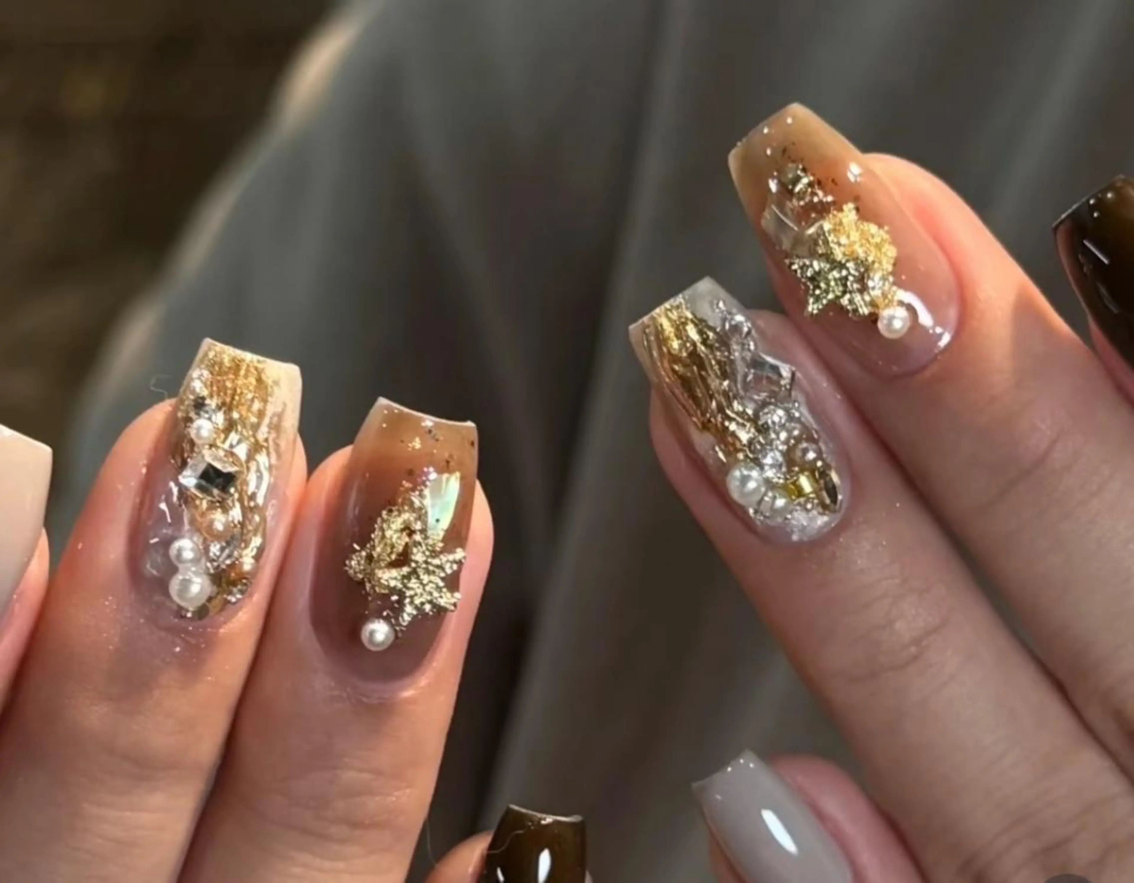 ネイル ハンドネイル 🎀 Ayaka_nailのネイルデザイン
