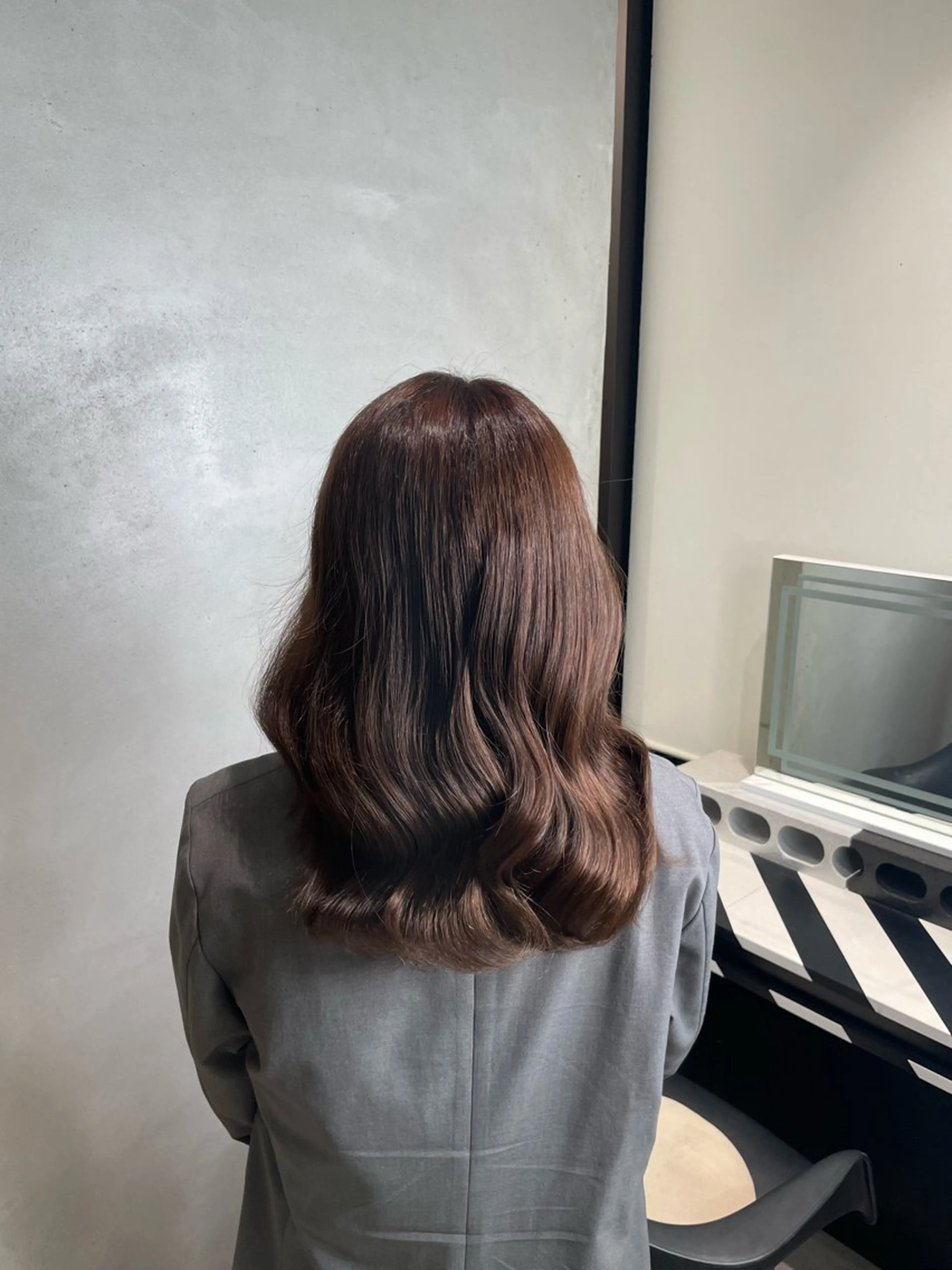 ミディアム Off-White 大阪所属・offwhite Nano🪩🧡のヘアスタイル