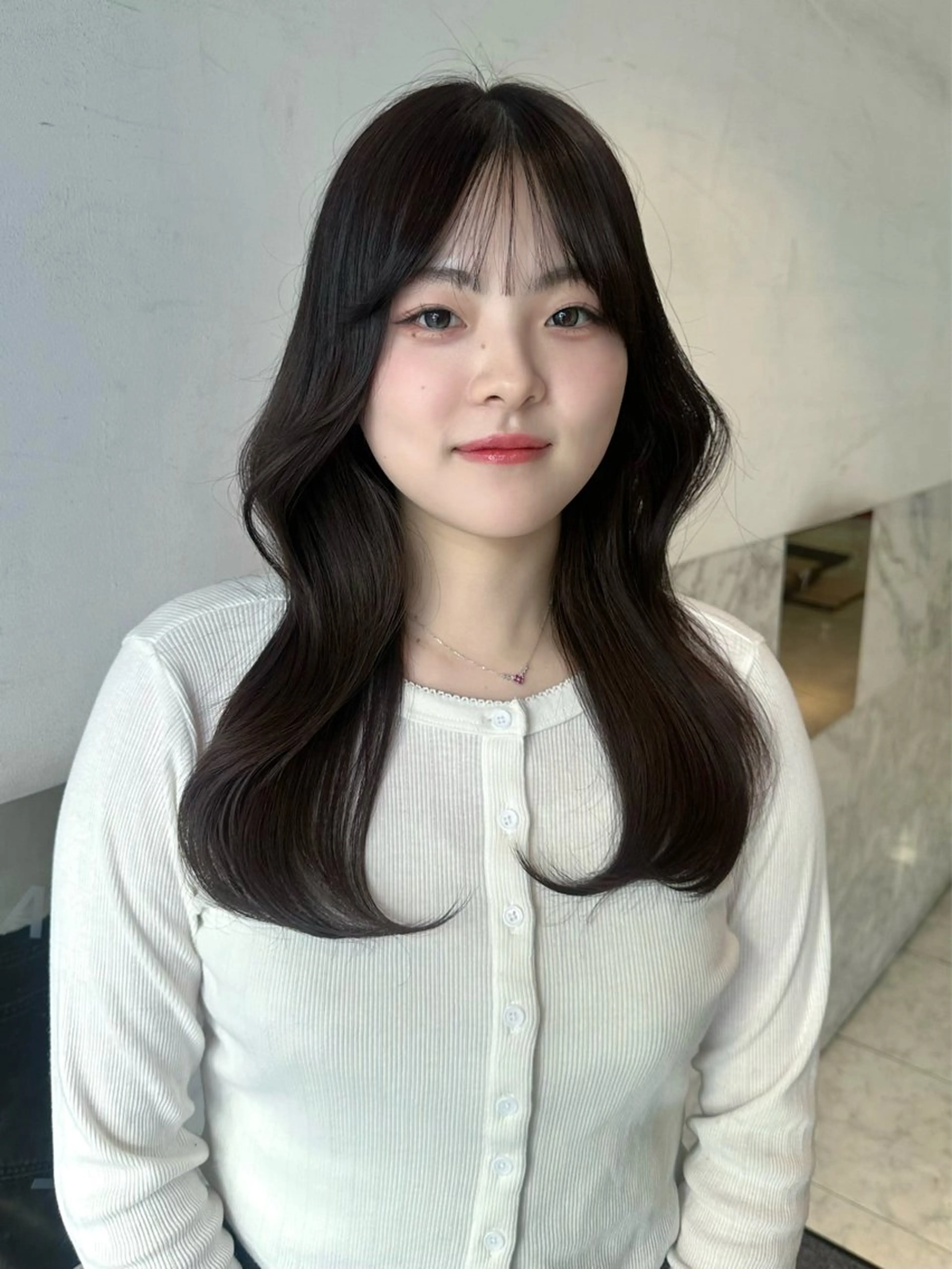 ロング カラー 透明感カラー 'AXIS wakanaのヘアスタイル