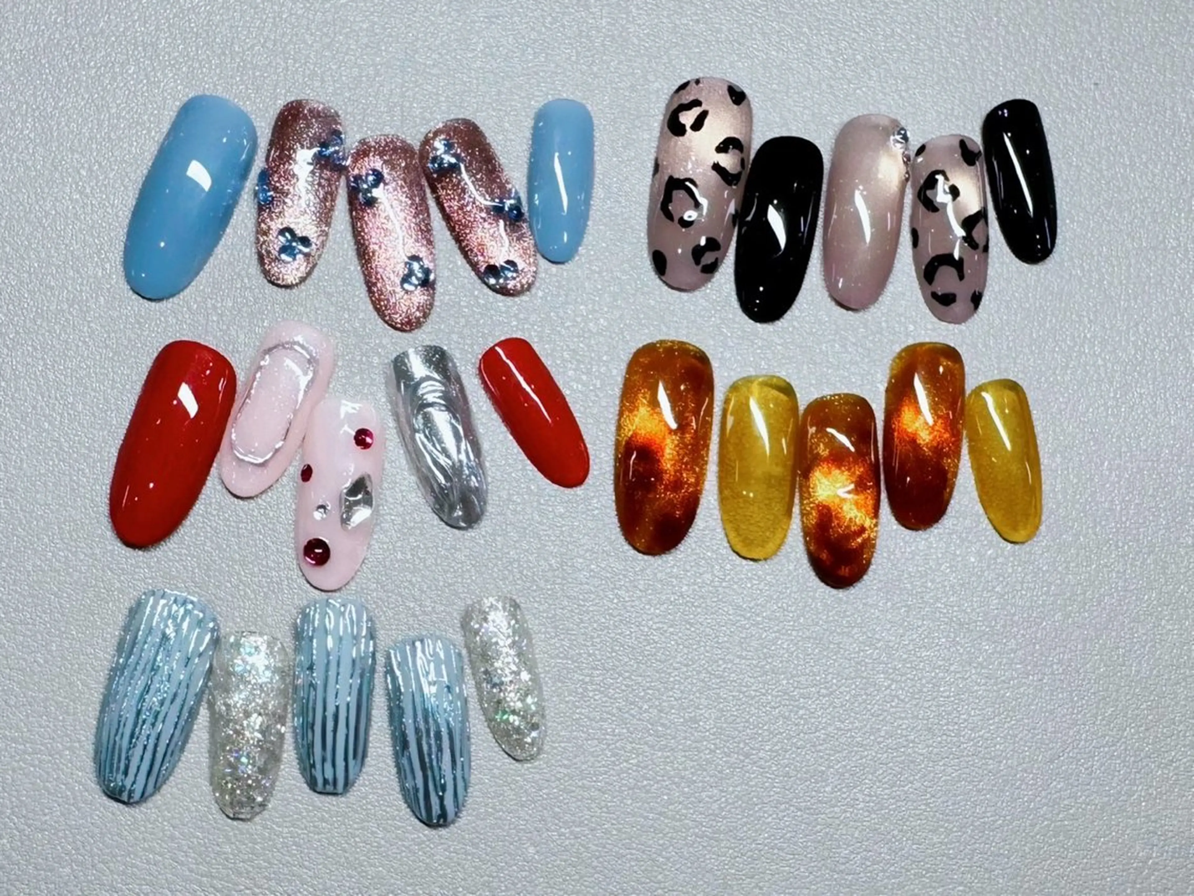 ネイル 深井 綸のネイルデザイン