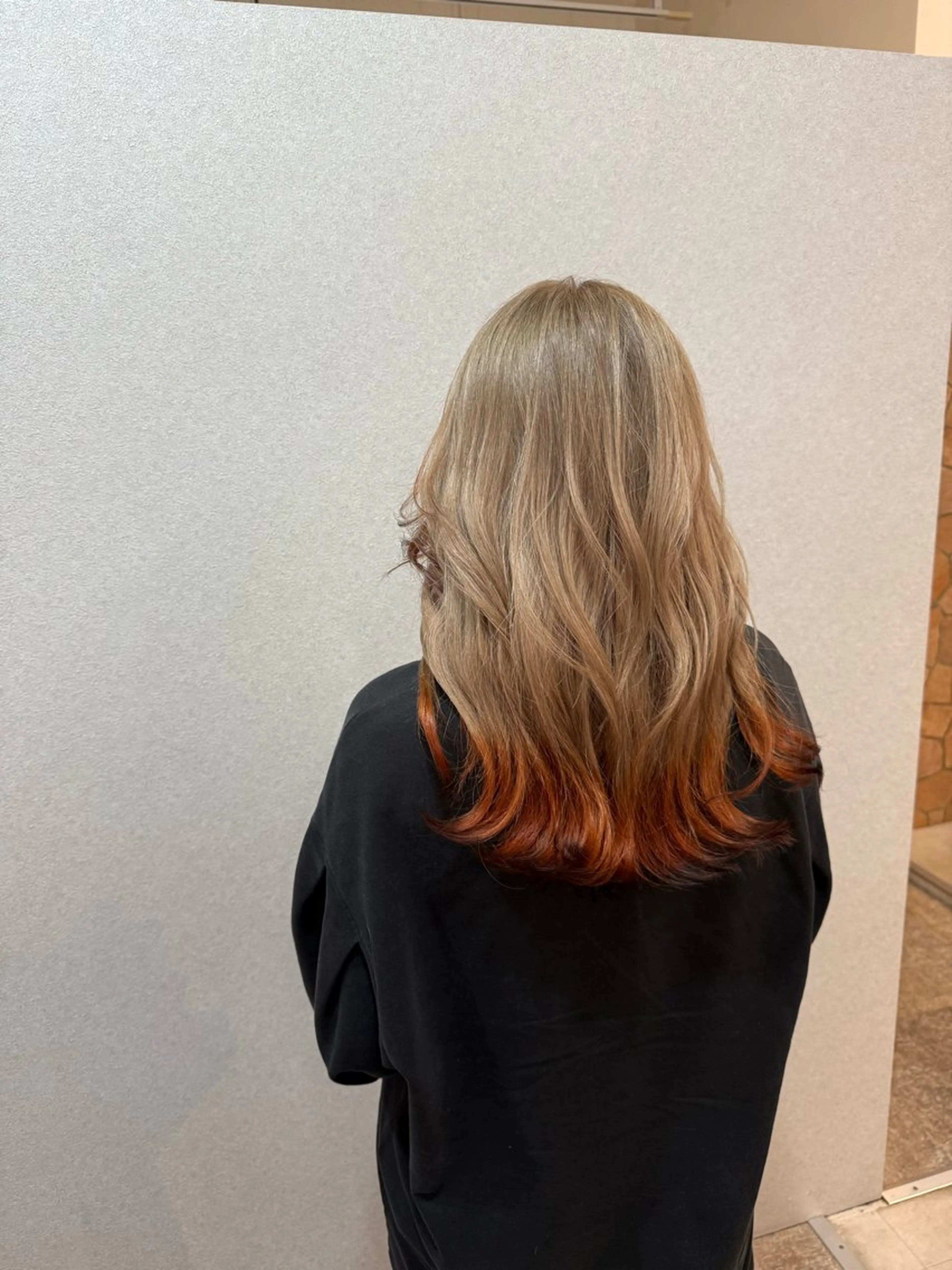 ロング カラー デザインカラー ヘアカラー 前田 知輝のヘアスタイル