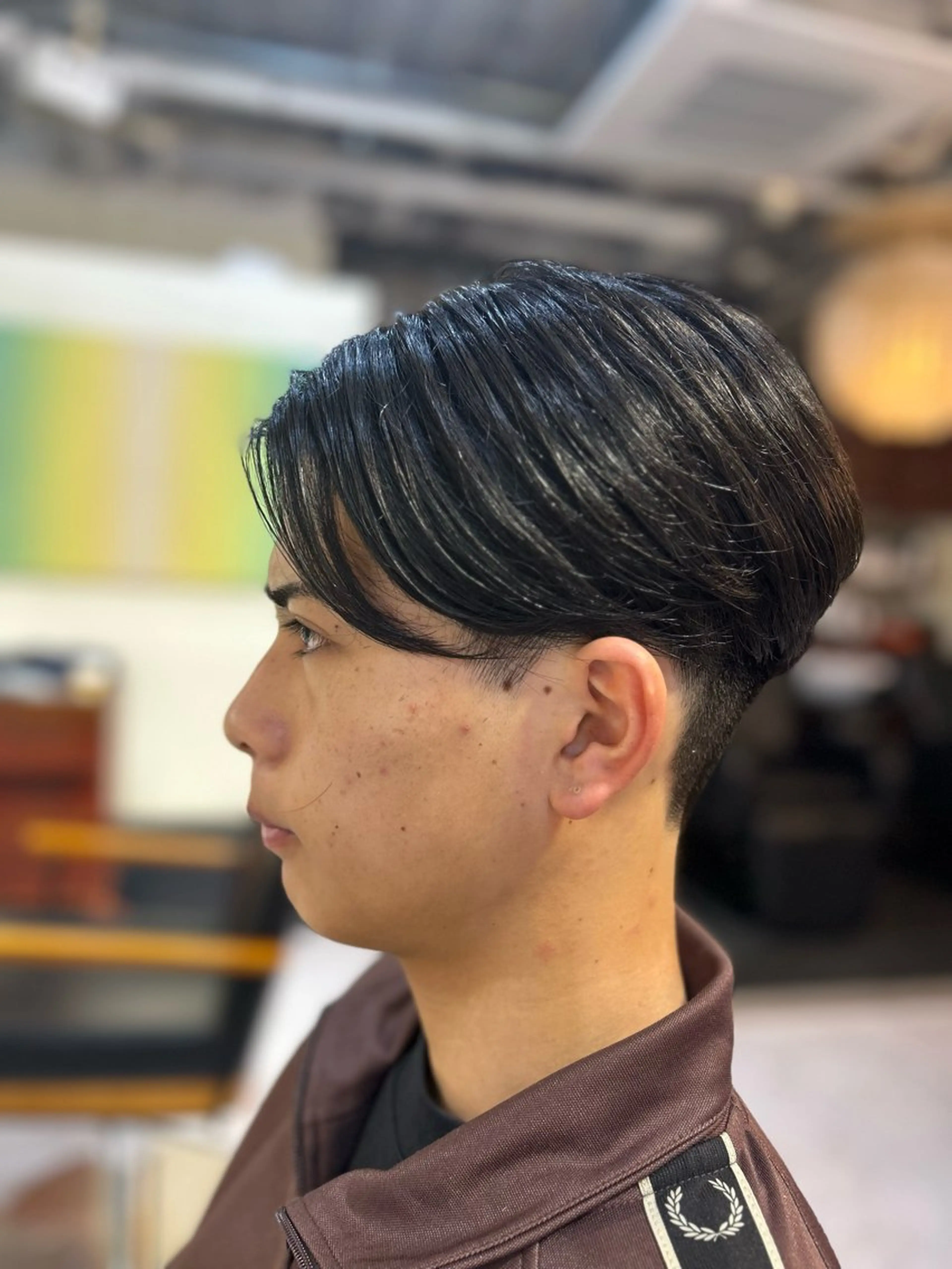 ショート カラー メンズ 黒髪 ブルーカラー ブルーブラック カット ヘアカラー トリートメント VENI VIDI VICI所属・河原 卓司のヘアスタイル