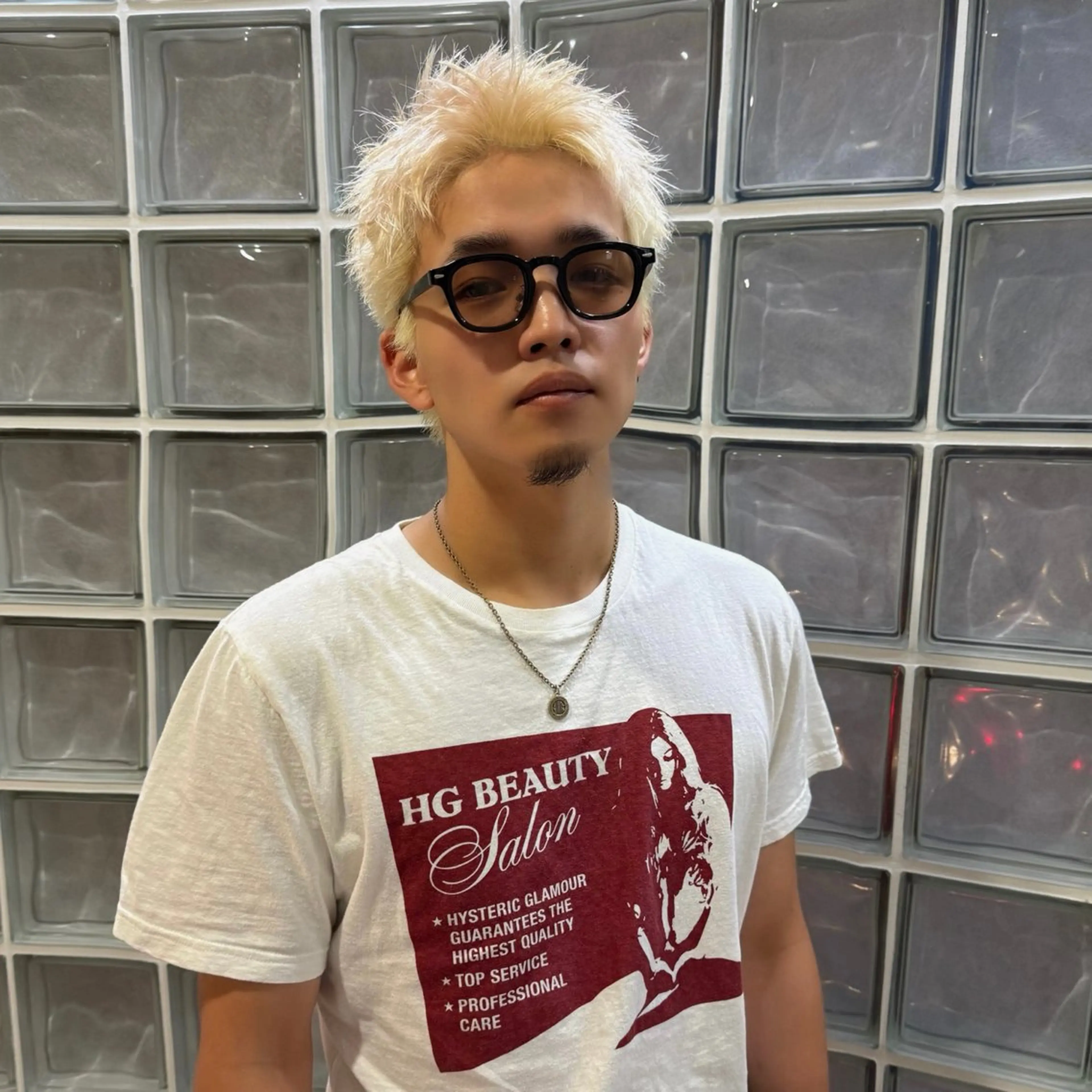 ショート カラー メンズ メンズブリーチ スパイキーショート 刈り上げ ブリーチ 抜きっぱなしブロンド カット ヘアカラー 希佳/メンズ スタイリストのヘアスタイル