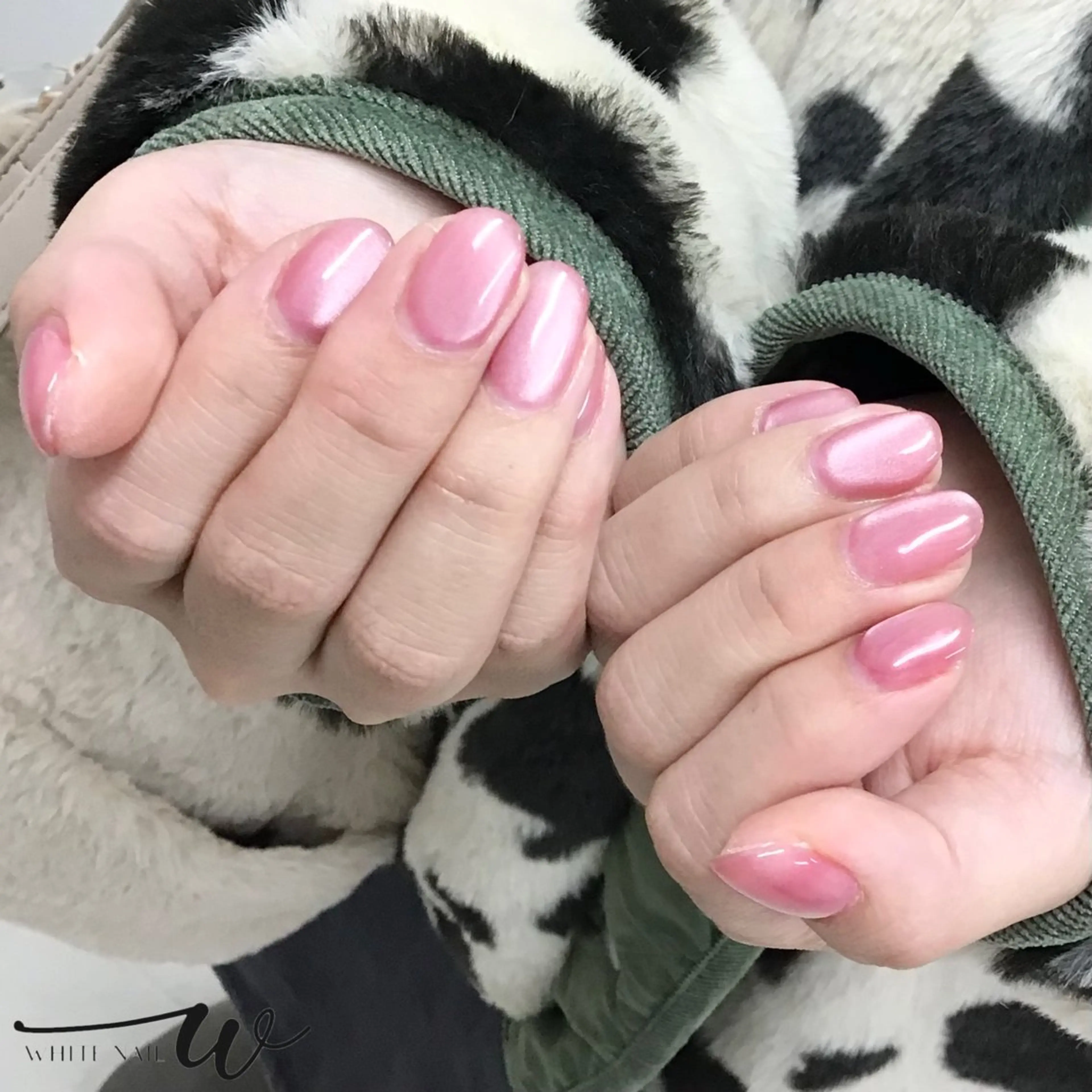 ネイル マグネットネイル ハンドネイル WHITENAIL所属・WHITE NAIL yoshida🪞のネイルデザイン