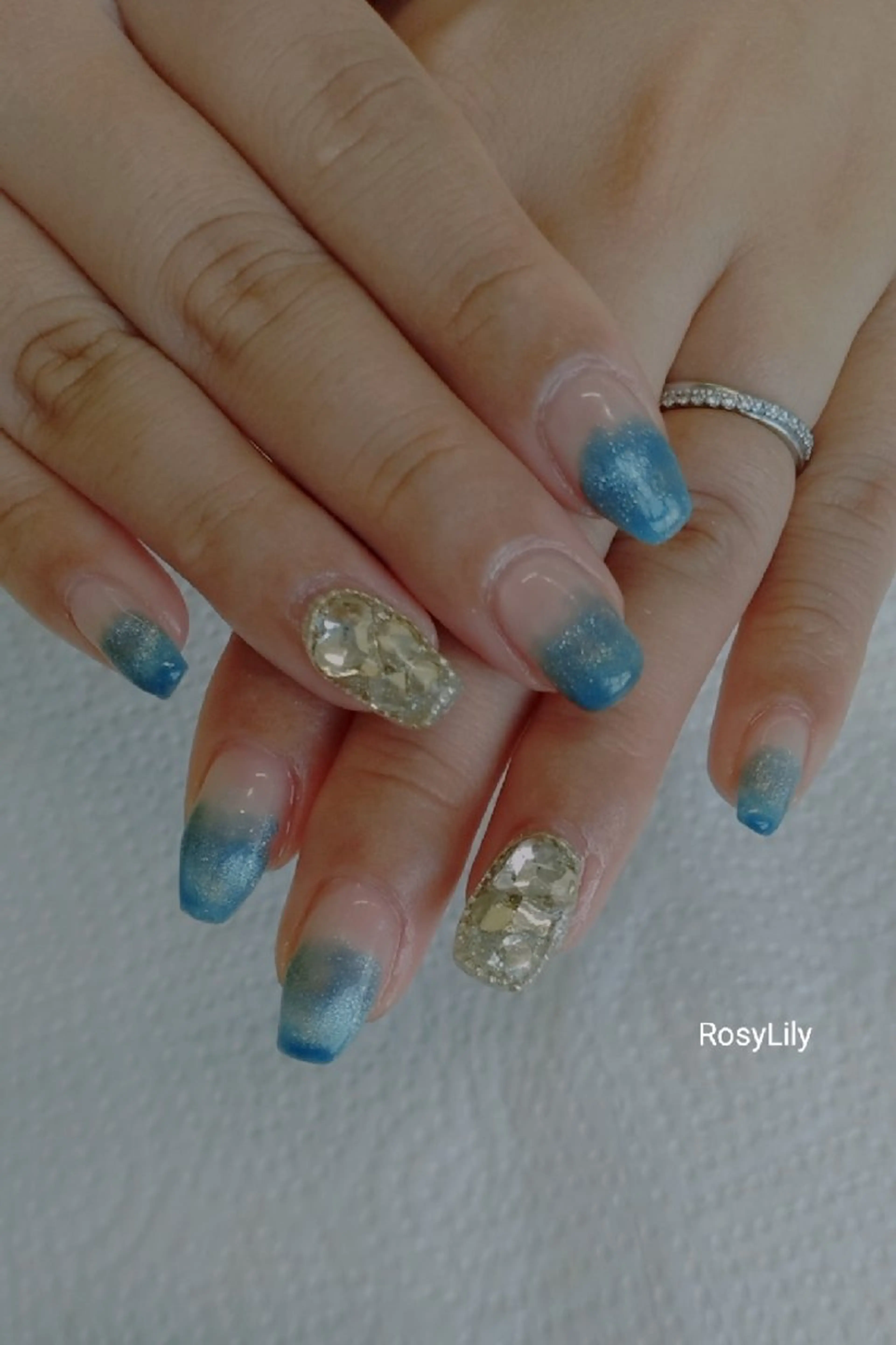 ネイル マグネットネイル ストーンネイル ハンドネイル ハンドケア プライベートサロン RosyLily所属・プライベートサロン Rosy Lilyのネイルデザイン