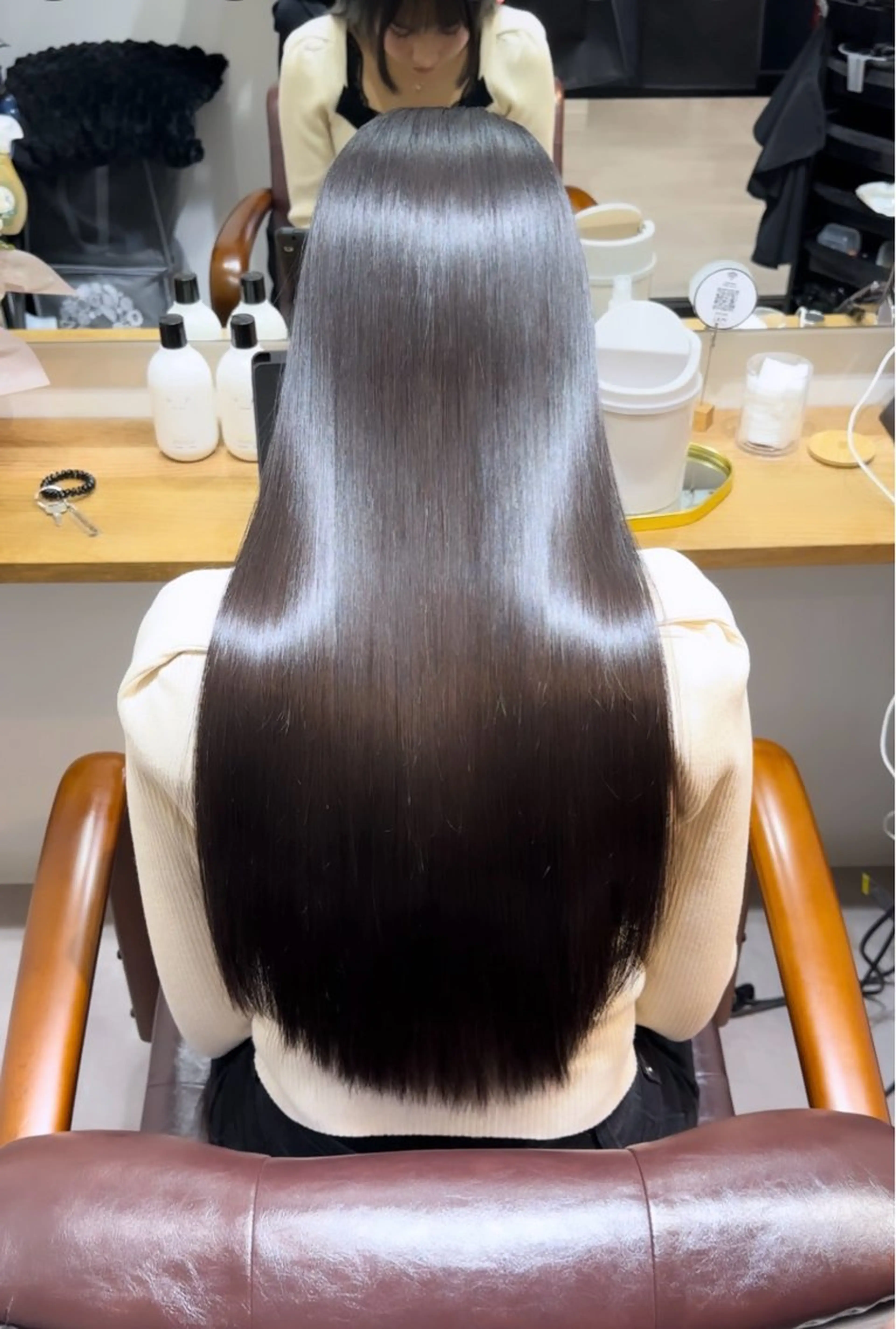 セミロング 髪質改善 縮毛矯正 トリートメント カット ヘアカラー トリートメント 【20代ダメージ毛に 髪質改善】のヘアスタイル