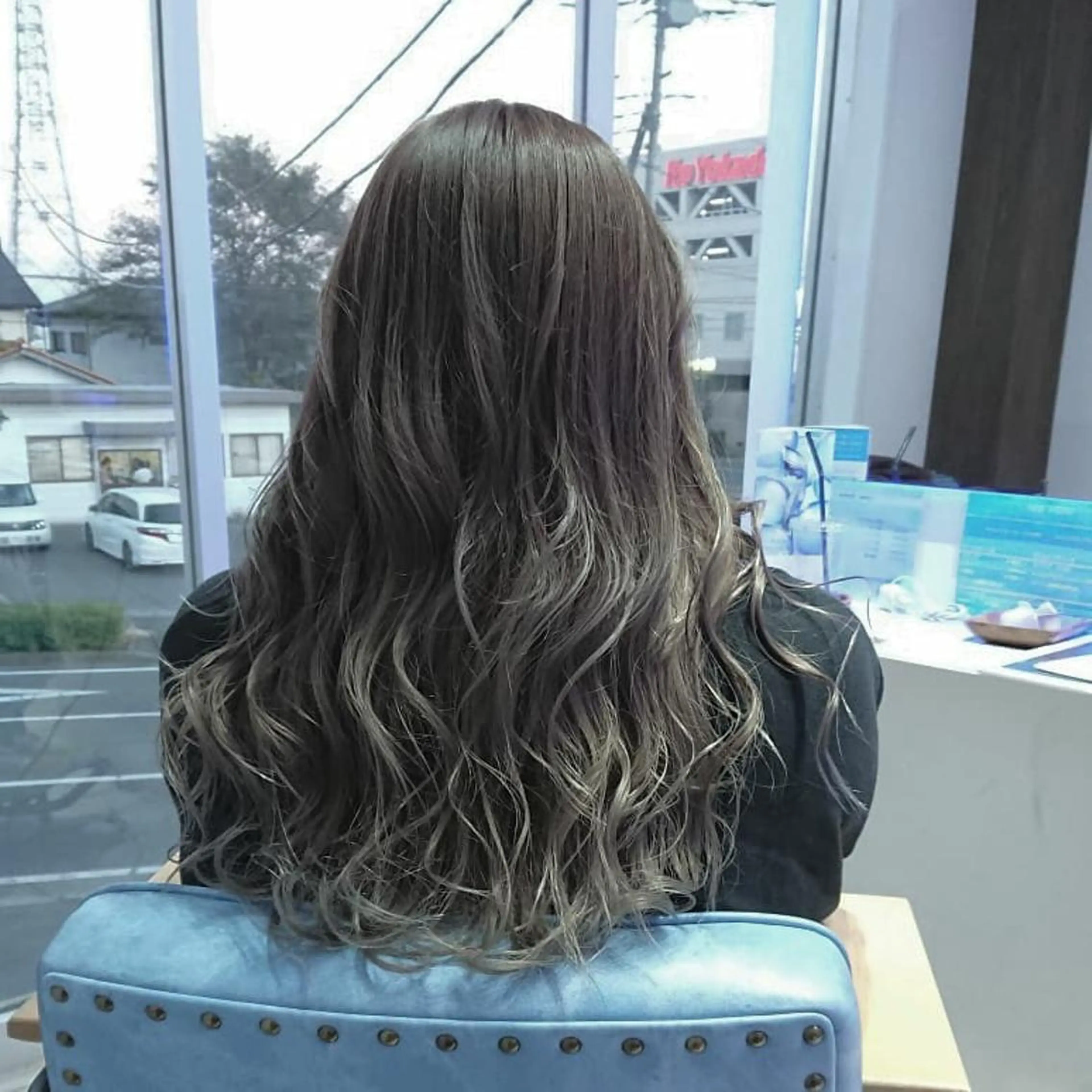 ロング カラー ヘアアレンジ 小林 伸行のヘアスタイル