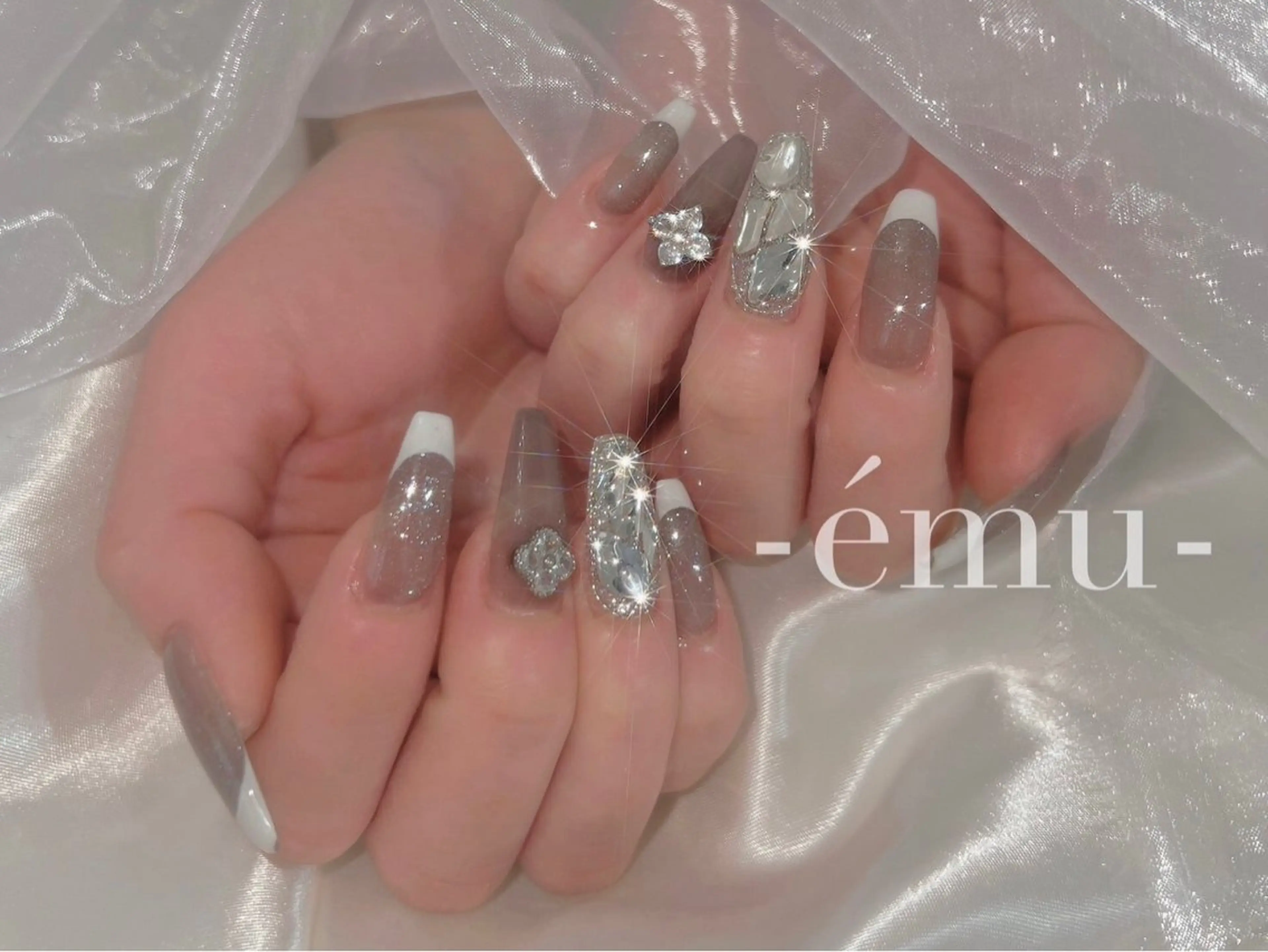 ネイル ハンドネイル emu enyaのネイルデザイン