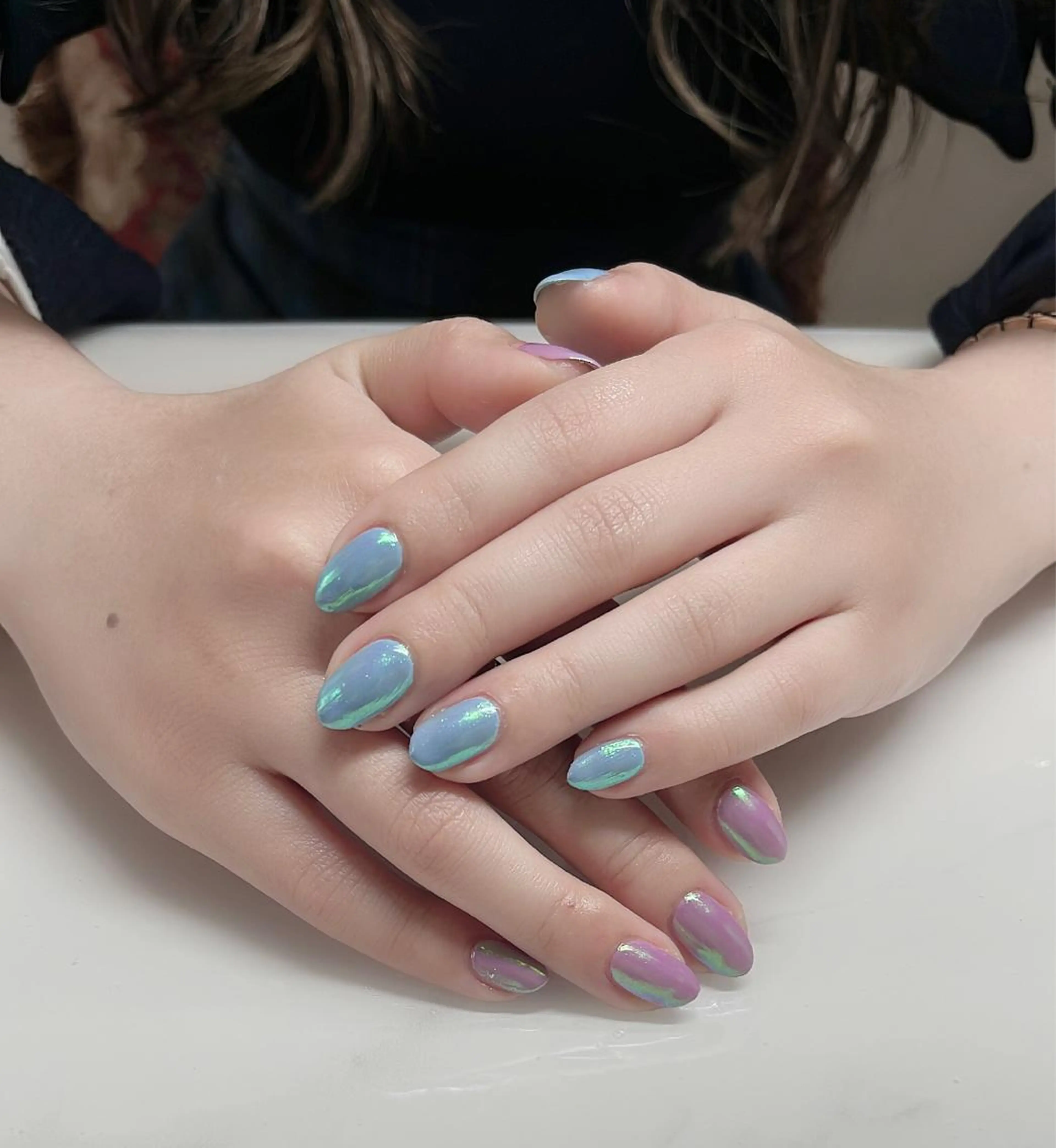 ネイル オーロラネイル べっ甲ネイル クリアネイル 氷ネイル・うるうるネイル 韓国ネイル ハンドネイル KARI ネイルサロンのネイルデザイン