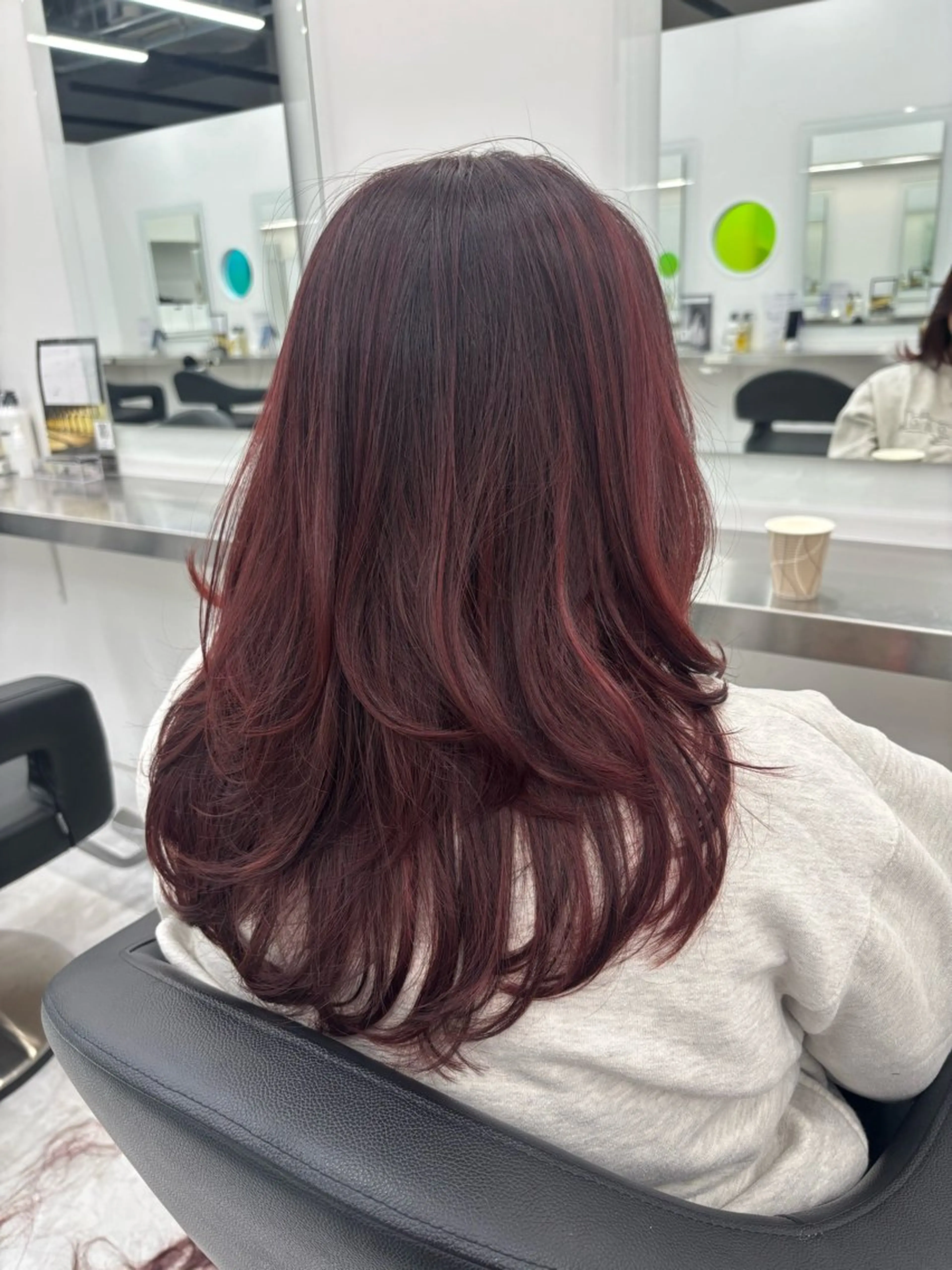 ロング ヘアカラー トリートメント Wカラー/暖色/べ ージュりく©︎🐝のヘアスタイル