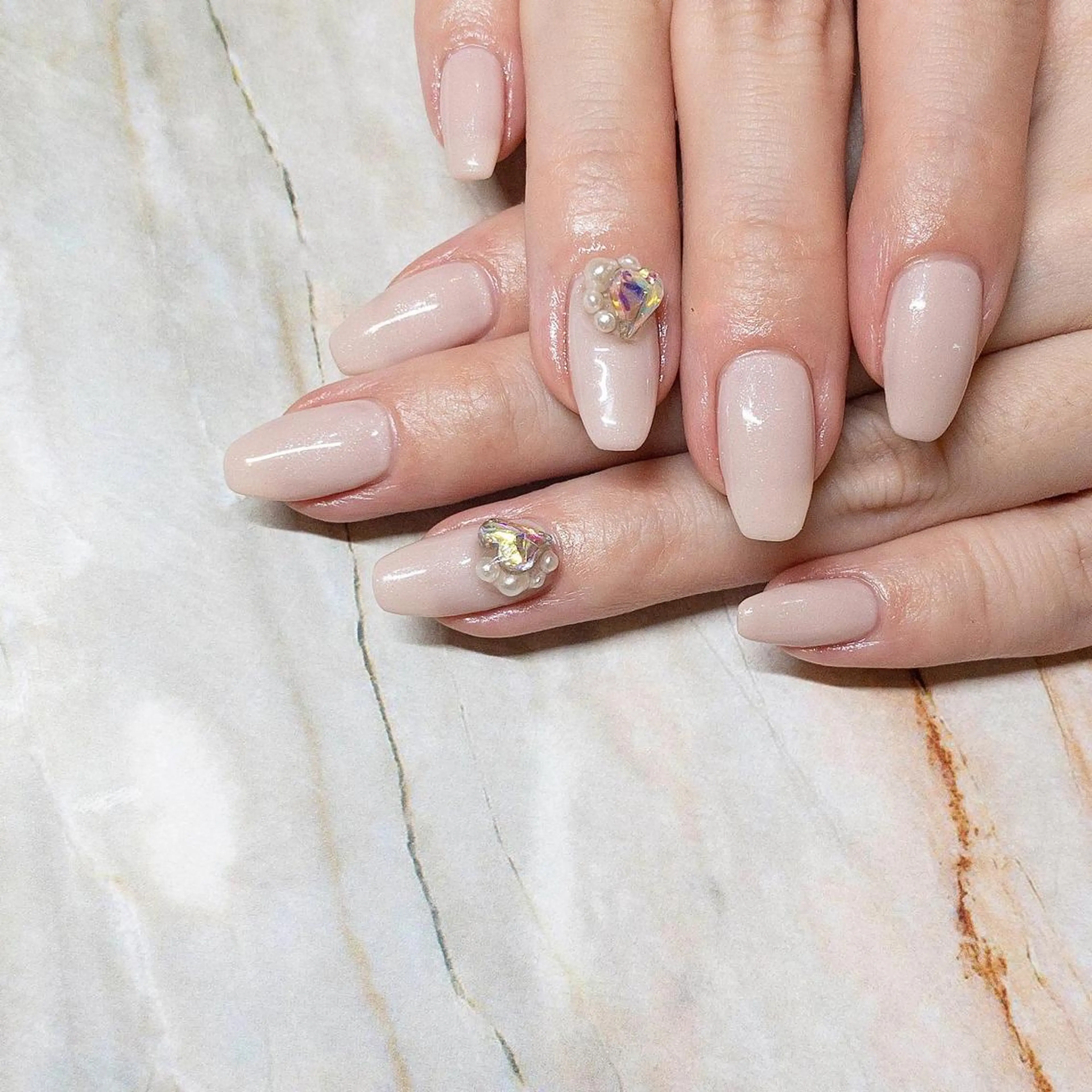 ネイル rokunana 佐野のネイルデザイン