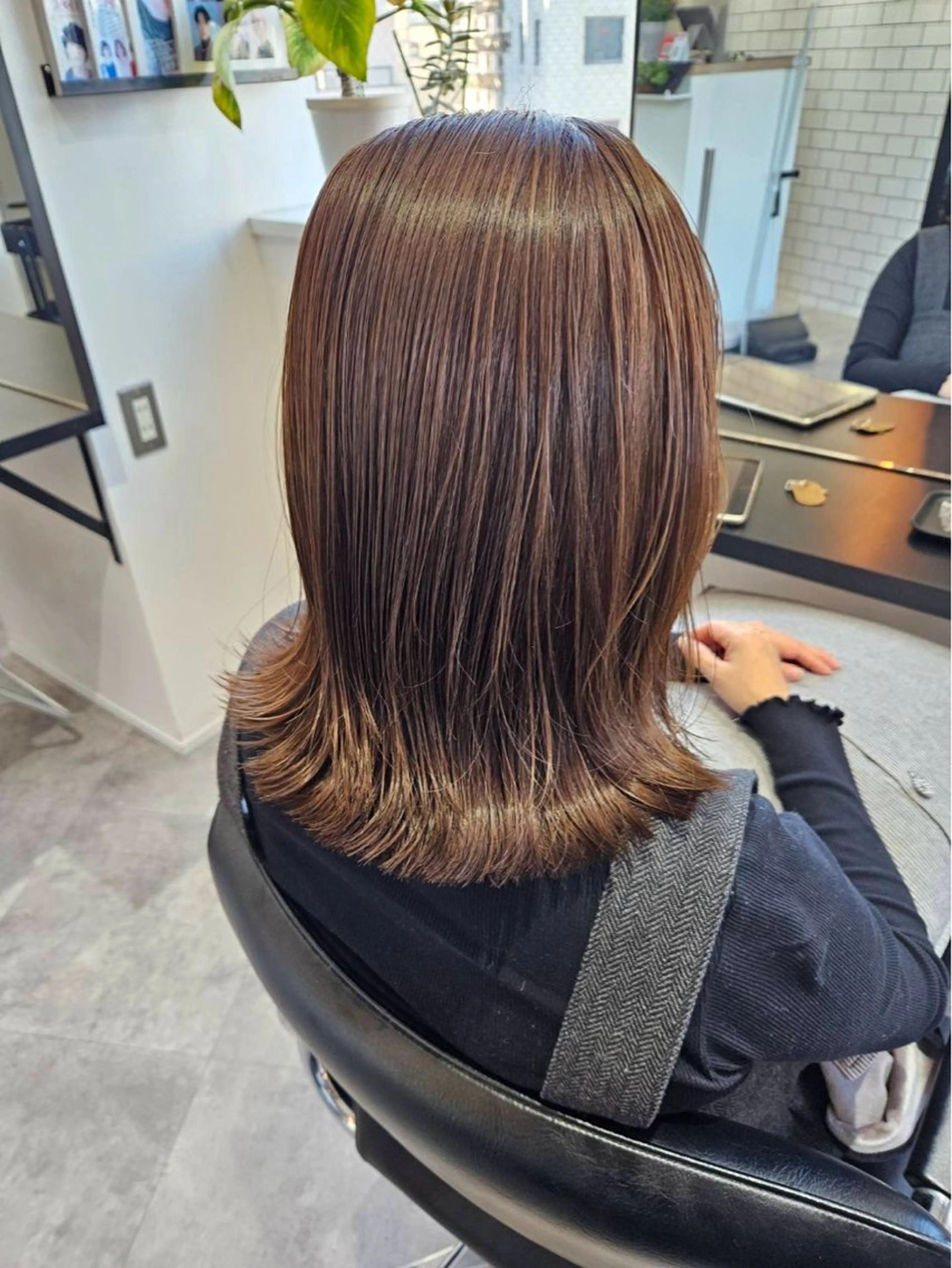 ミディアム カラー ベージュカラー ブラウンカラー ブラウンベージュ イルミナカラー ハルカ ・のヘアスタイル