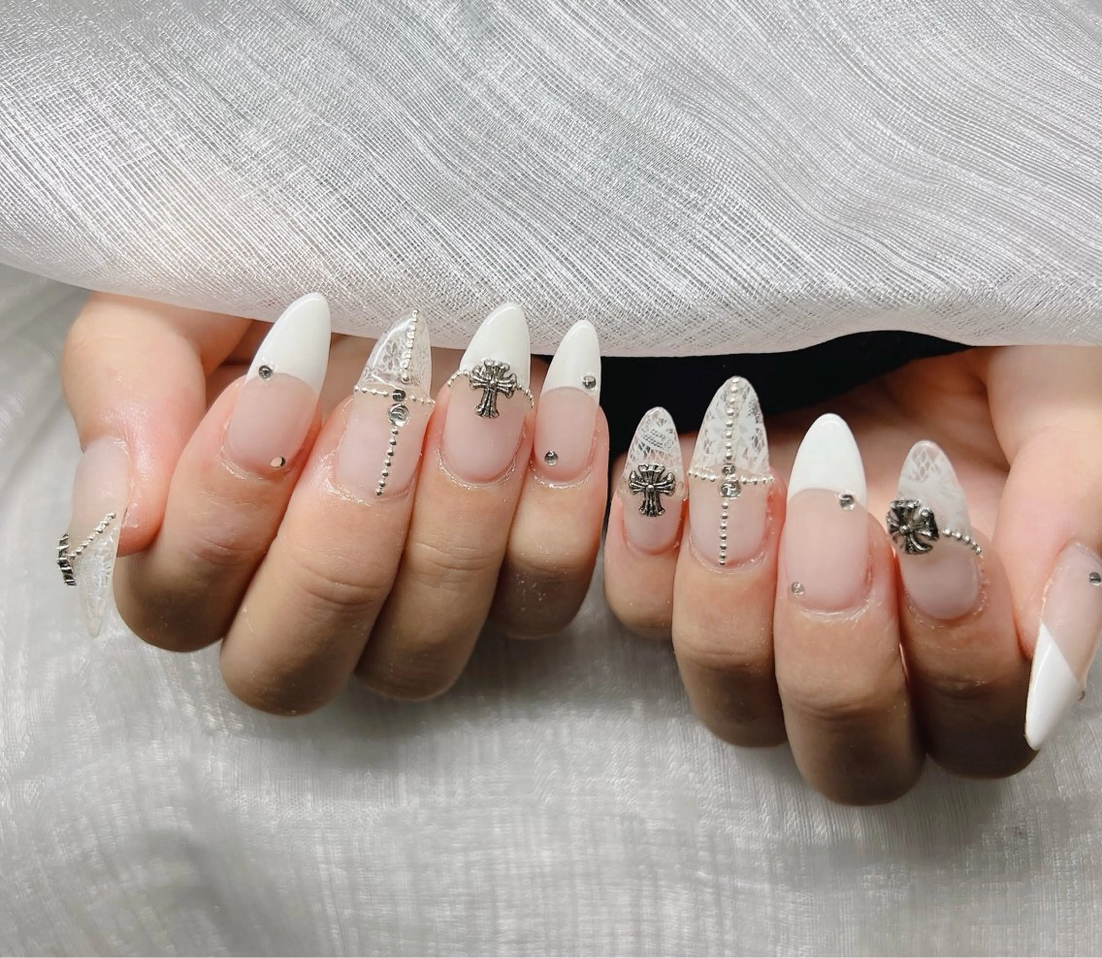 ネイル ハンドネイル Lee Nailsのネイルデザイン