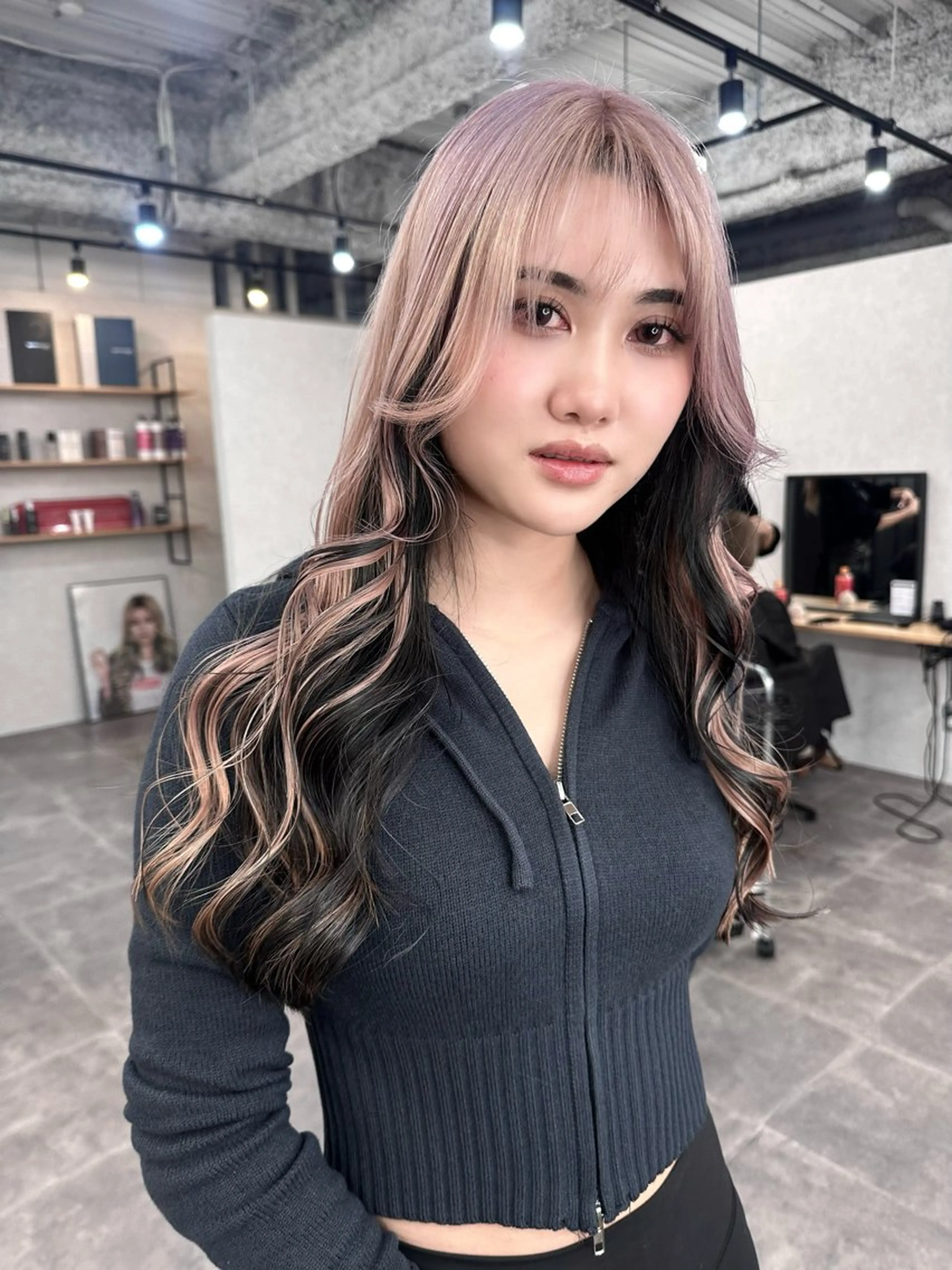 ロング カラー MASAYUKI/ ブリーチのヘアスタイル