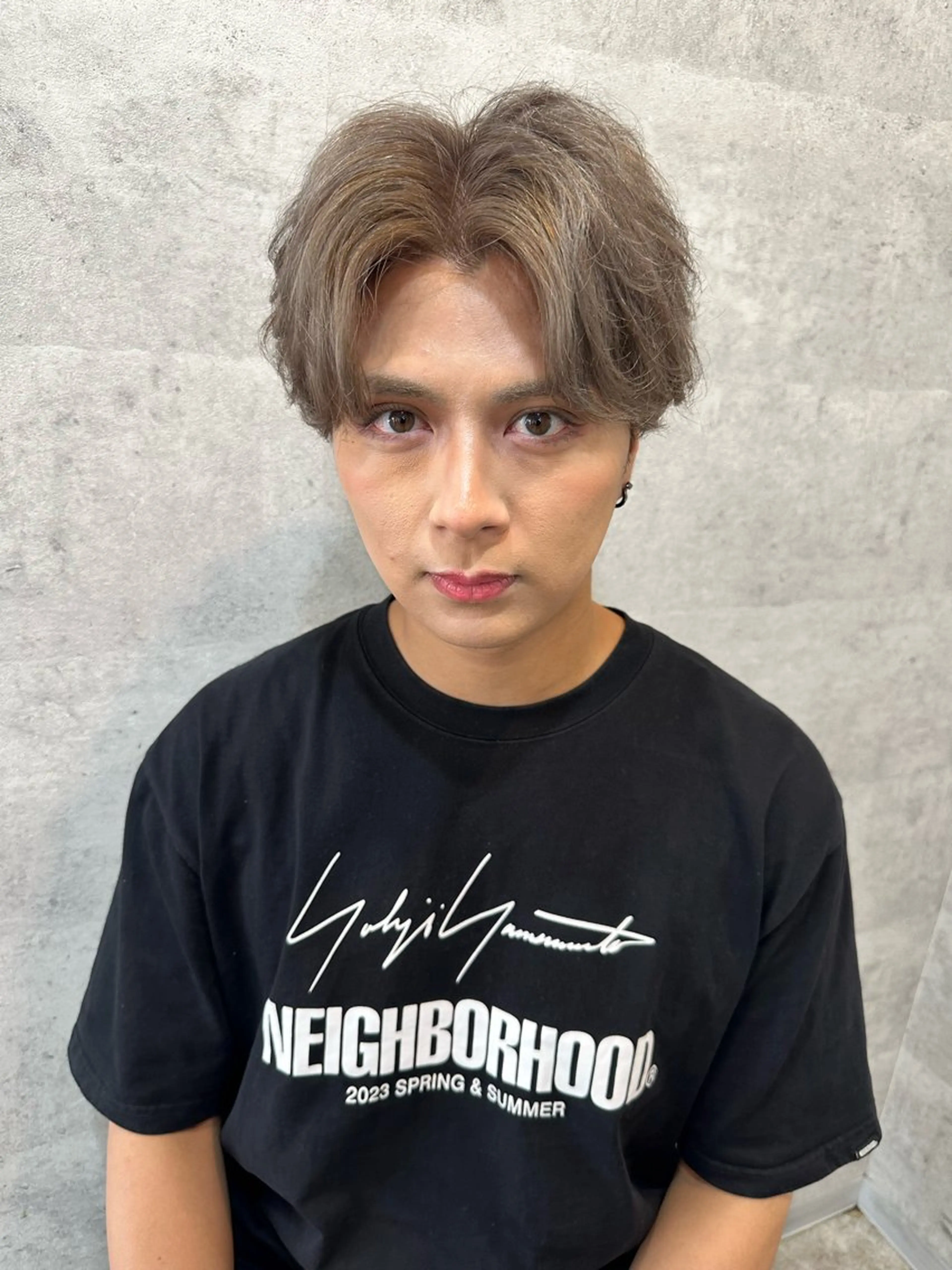カラー メンズ センターパート メンズハイトーン ハイトーンカラー Bleachi 大宮West所属・鈴木拓也 メンズカットのヘアスタイル