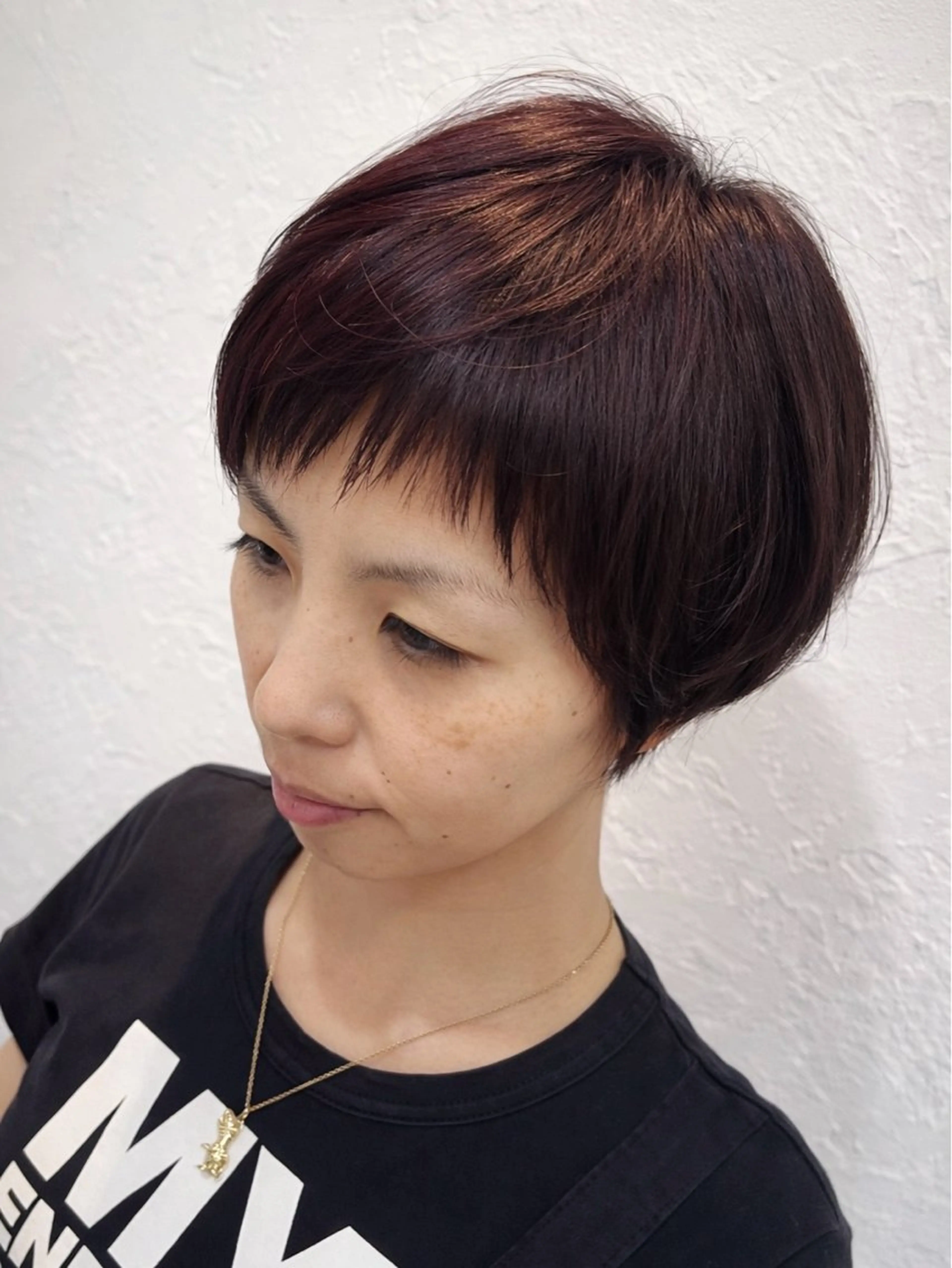 ショート カラー カシス オン眉 ショートヘア カット ヘアカラー トリートメント 中原由貴 /WILLOW京橋のヘアスタイル