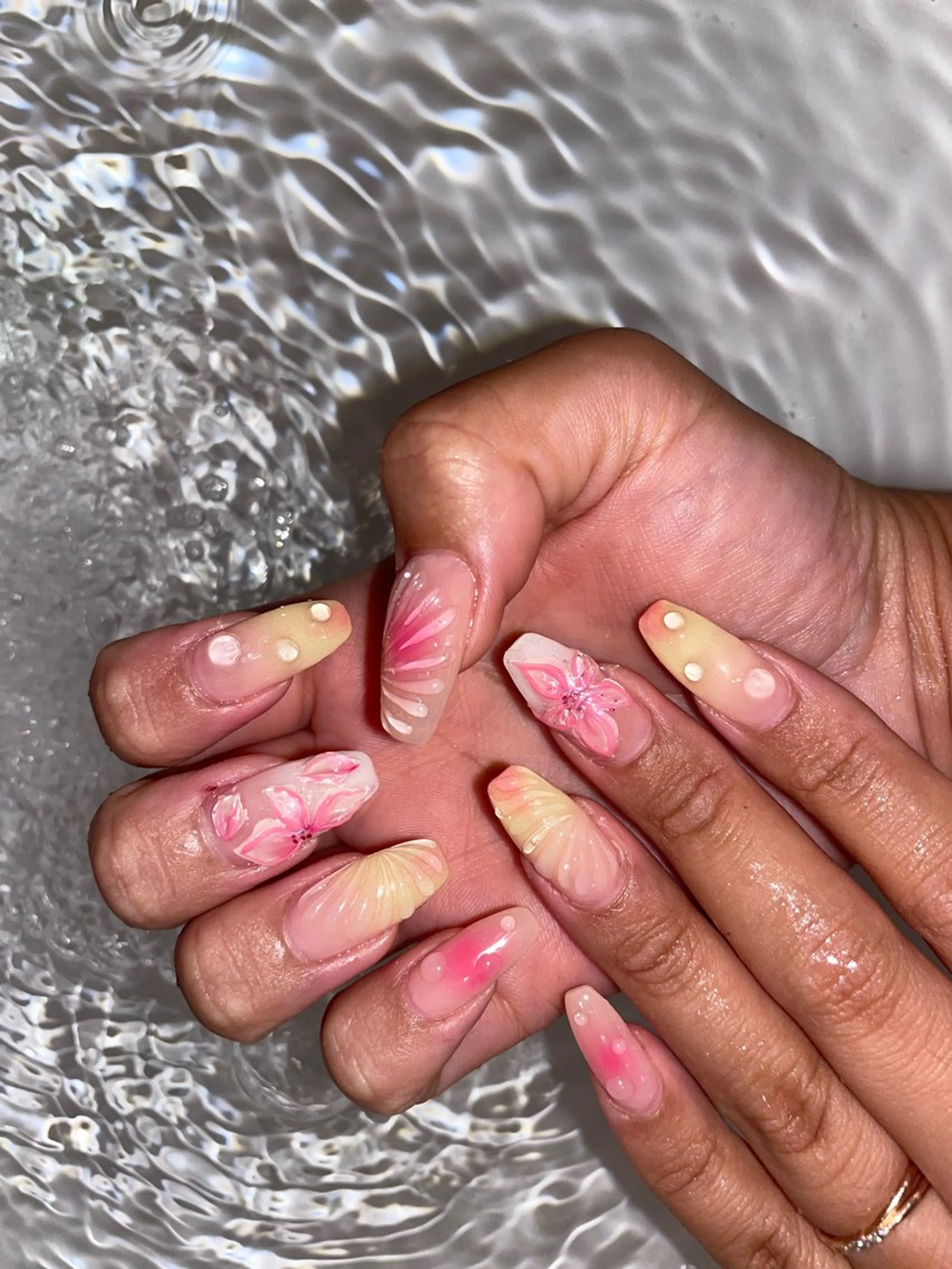 ネイル ハンドネイル ハンドケア A OIのネイルデザイン