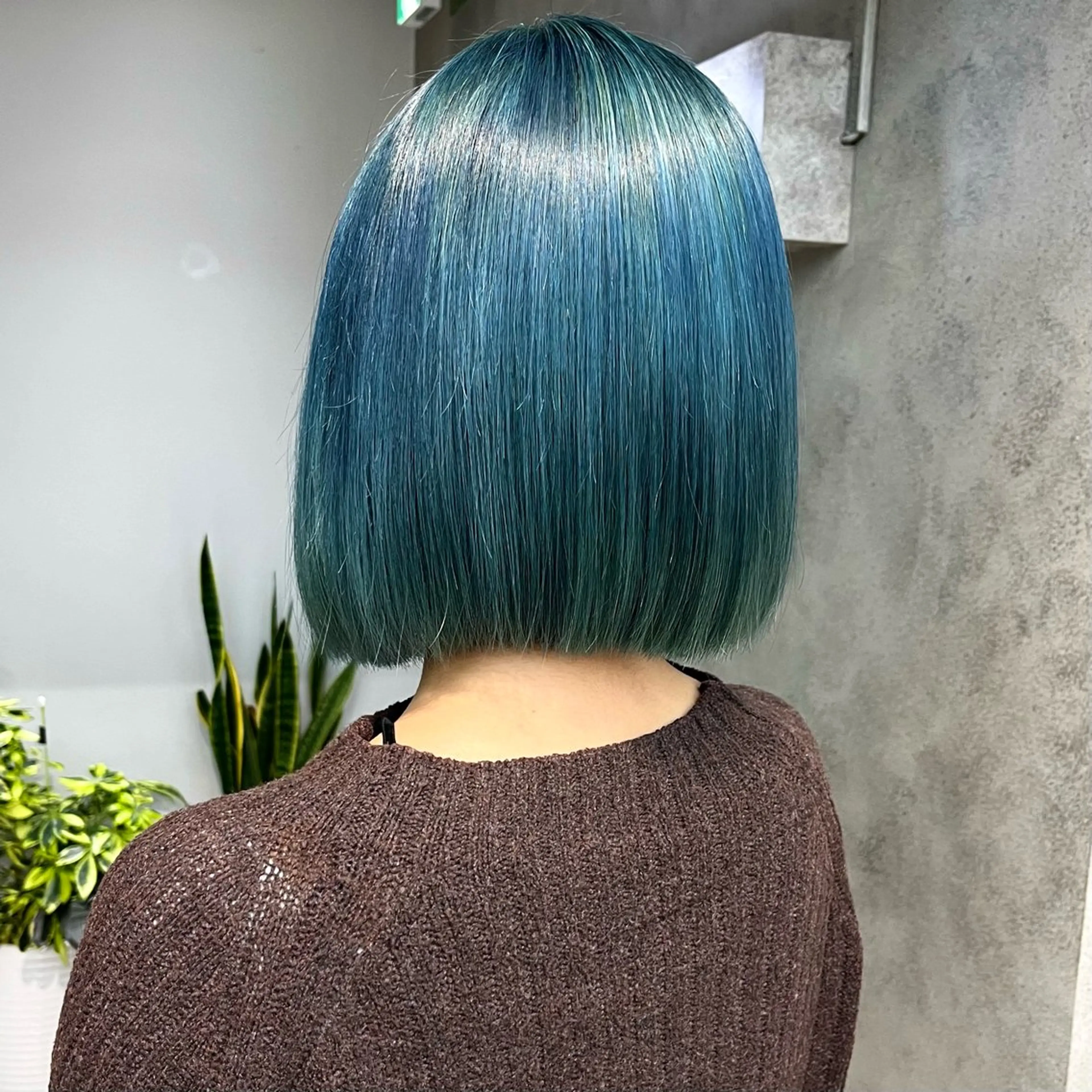 カラー ボブ・顔まわり 💎愛唯(めい)のヘアスタイル