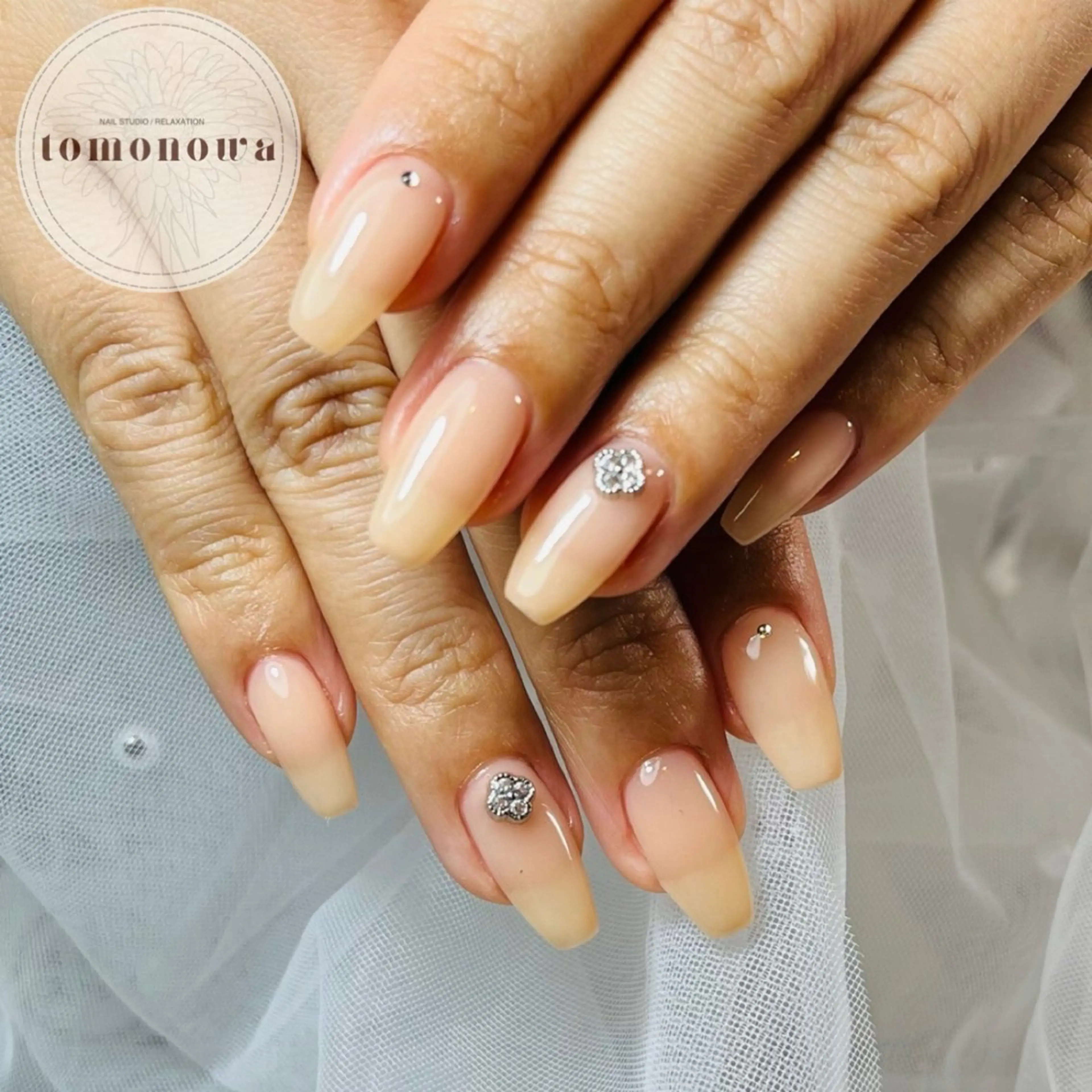 ネイル e miのネイルデザイン