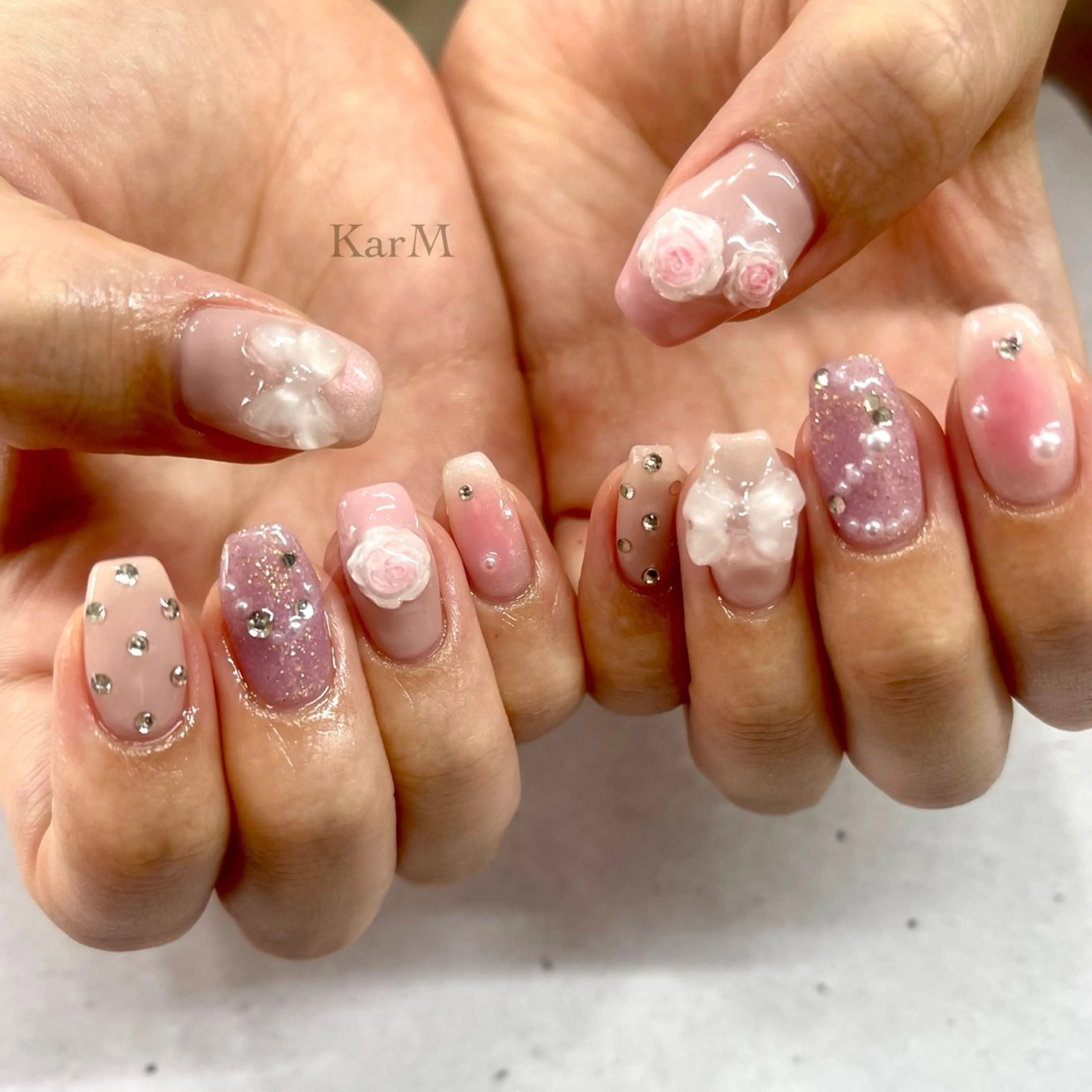 ネイル オーロラネイル チークネイル フラッシュネイル フレンチネイル グラデーション ハンドネイル ogino karinのネイルデザイン