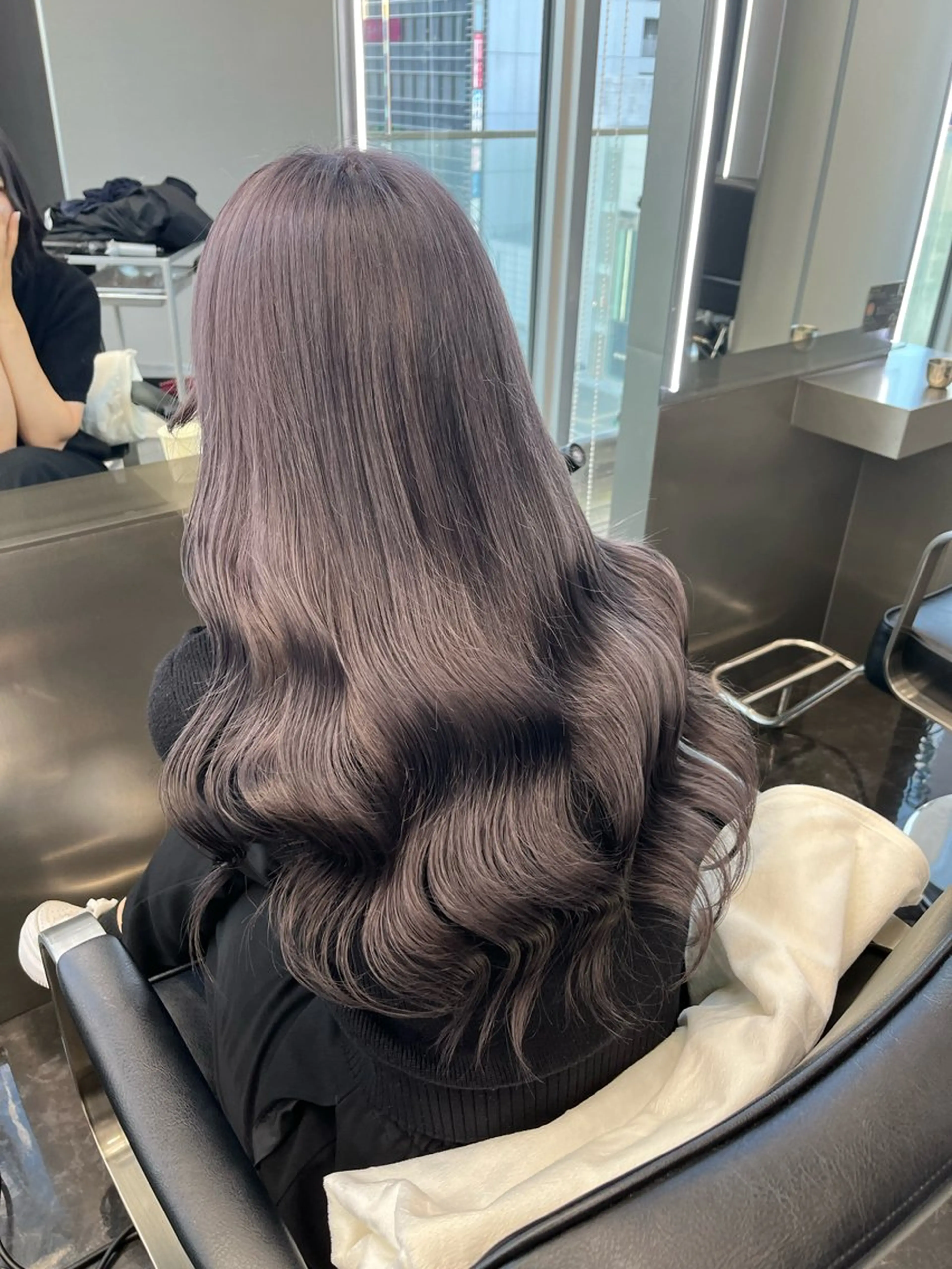 ロング カラー ブリーチ 透明感カラー ディープラベンダー ハイトーンカラー ラベンダーカラー 韓国ヘア🖤/透明感 shihoのヘアスタイル