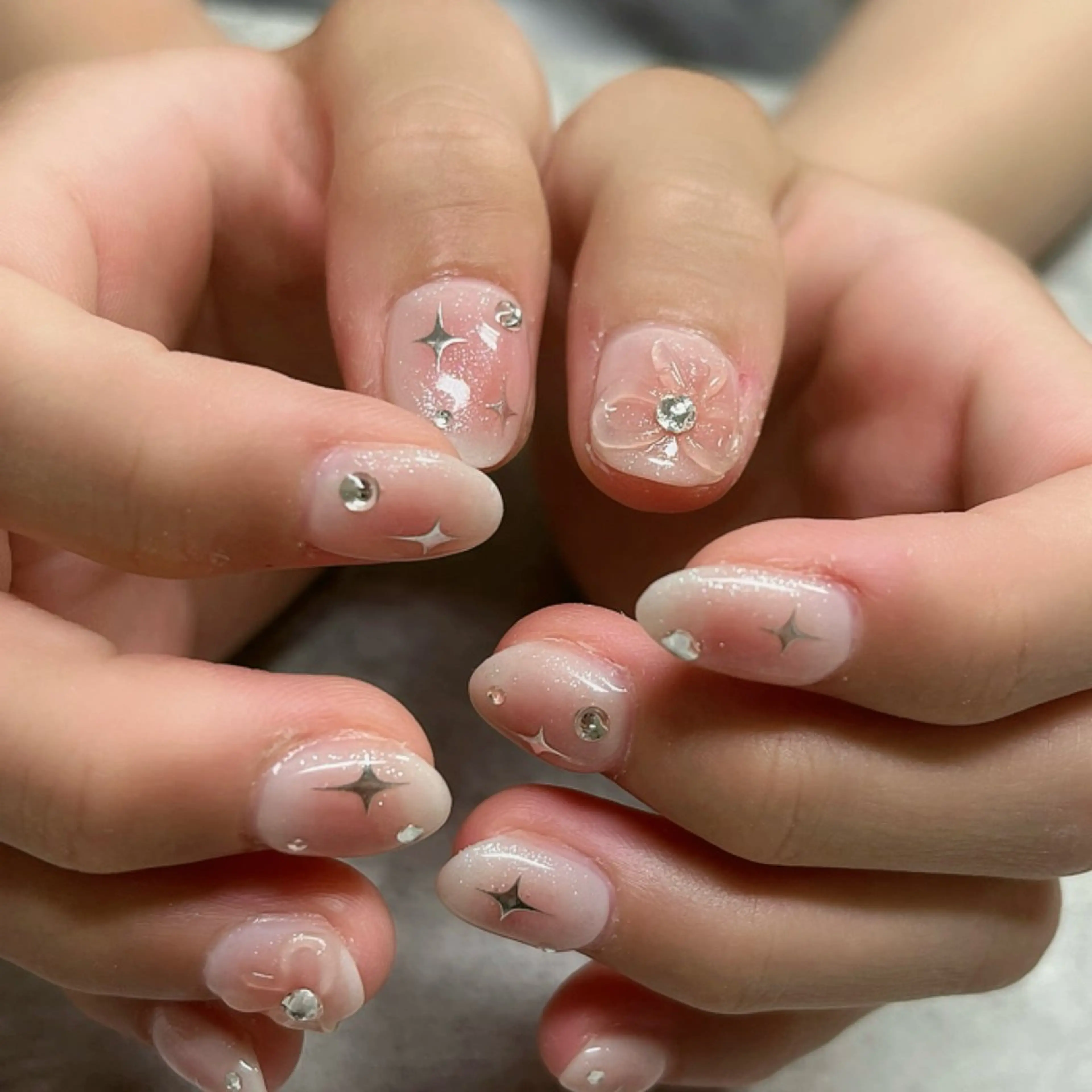 ネイル Protea きぬがわ らむのネイルデザイン