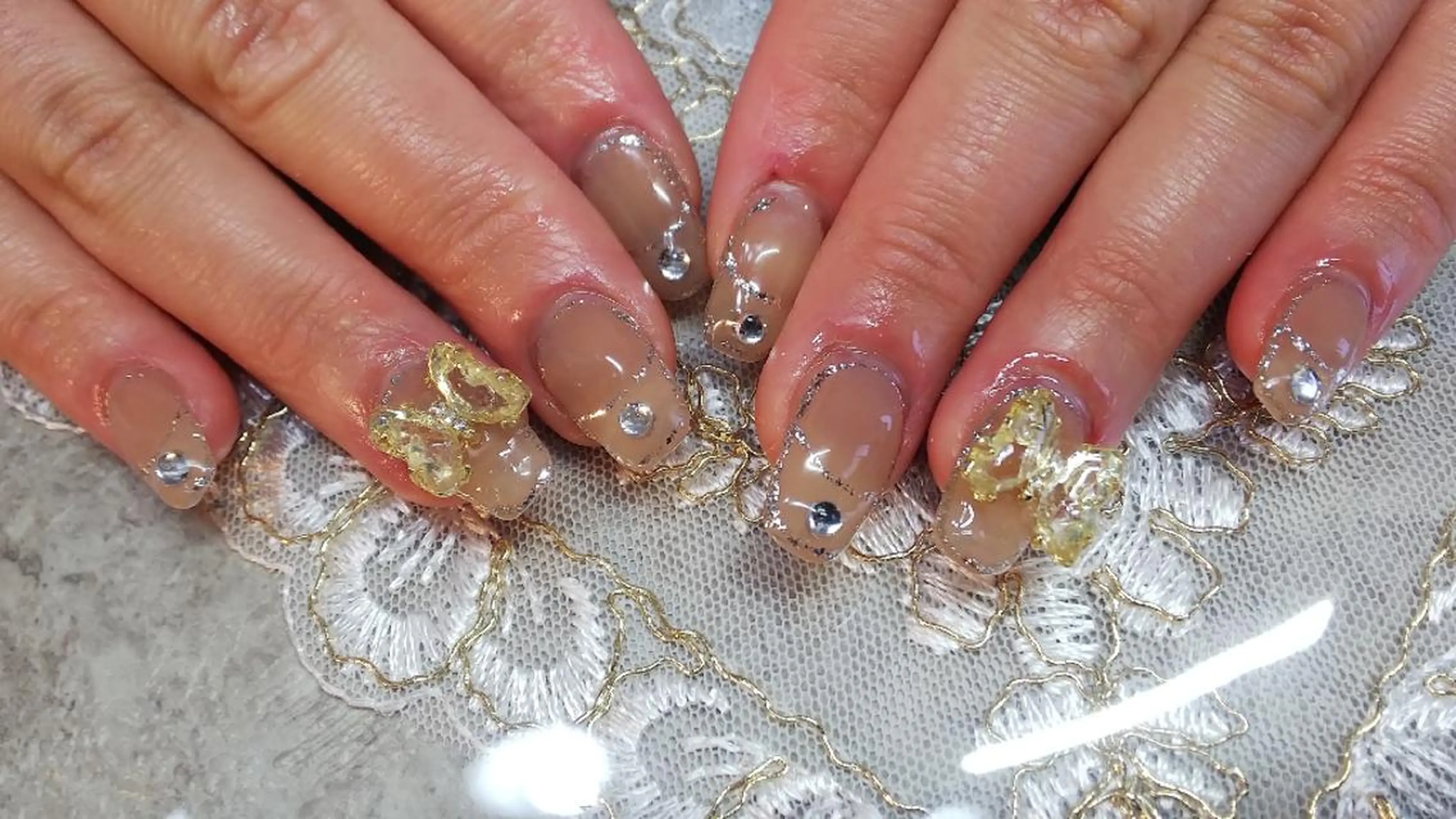 ネイル キラキラネイル 春ネイル ハンドネイル ハンドケア jurinailtokyo所属・jurinail tokyoのネイルデザイン