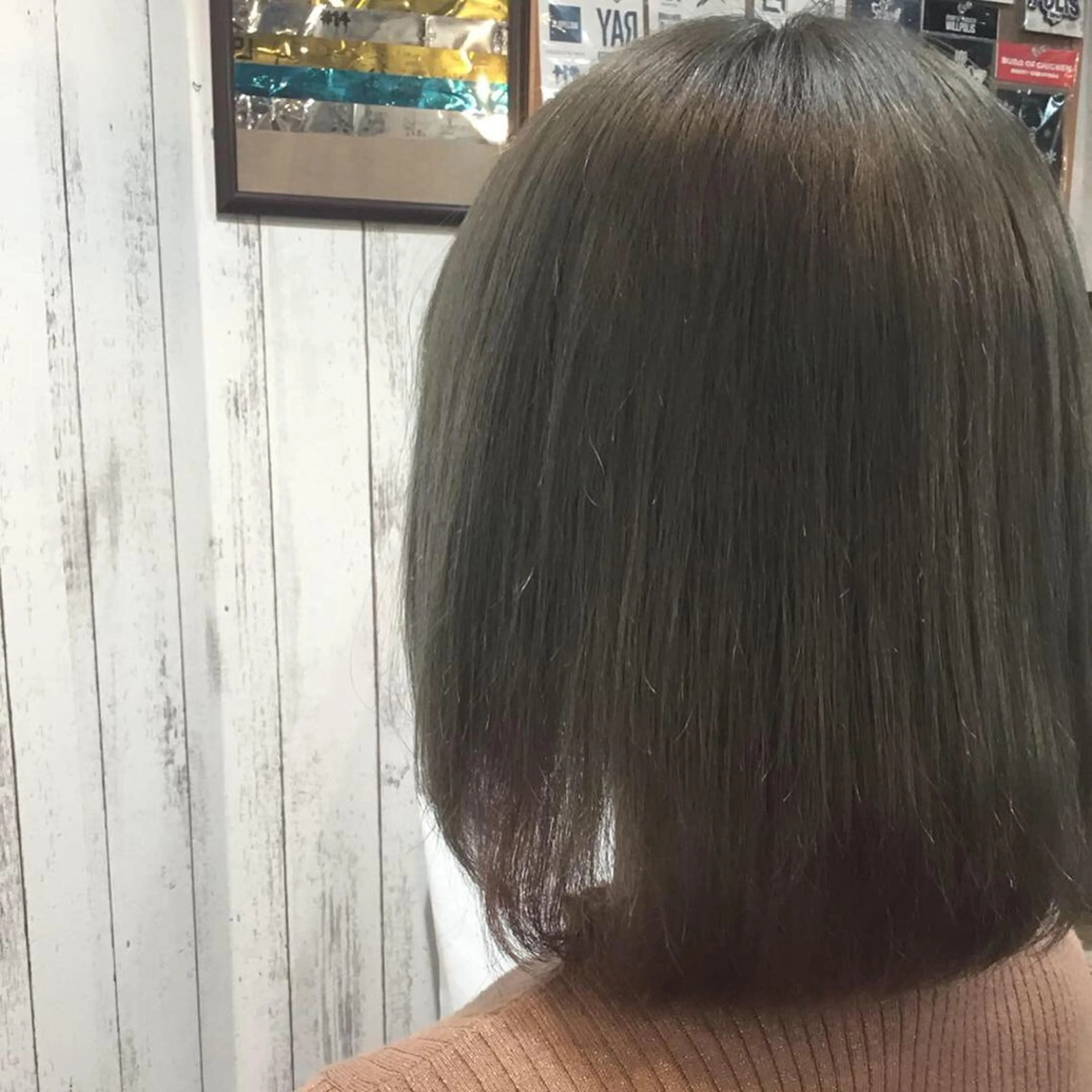 ミディアム カラー embrace エンブレイスのヘアスタイル
