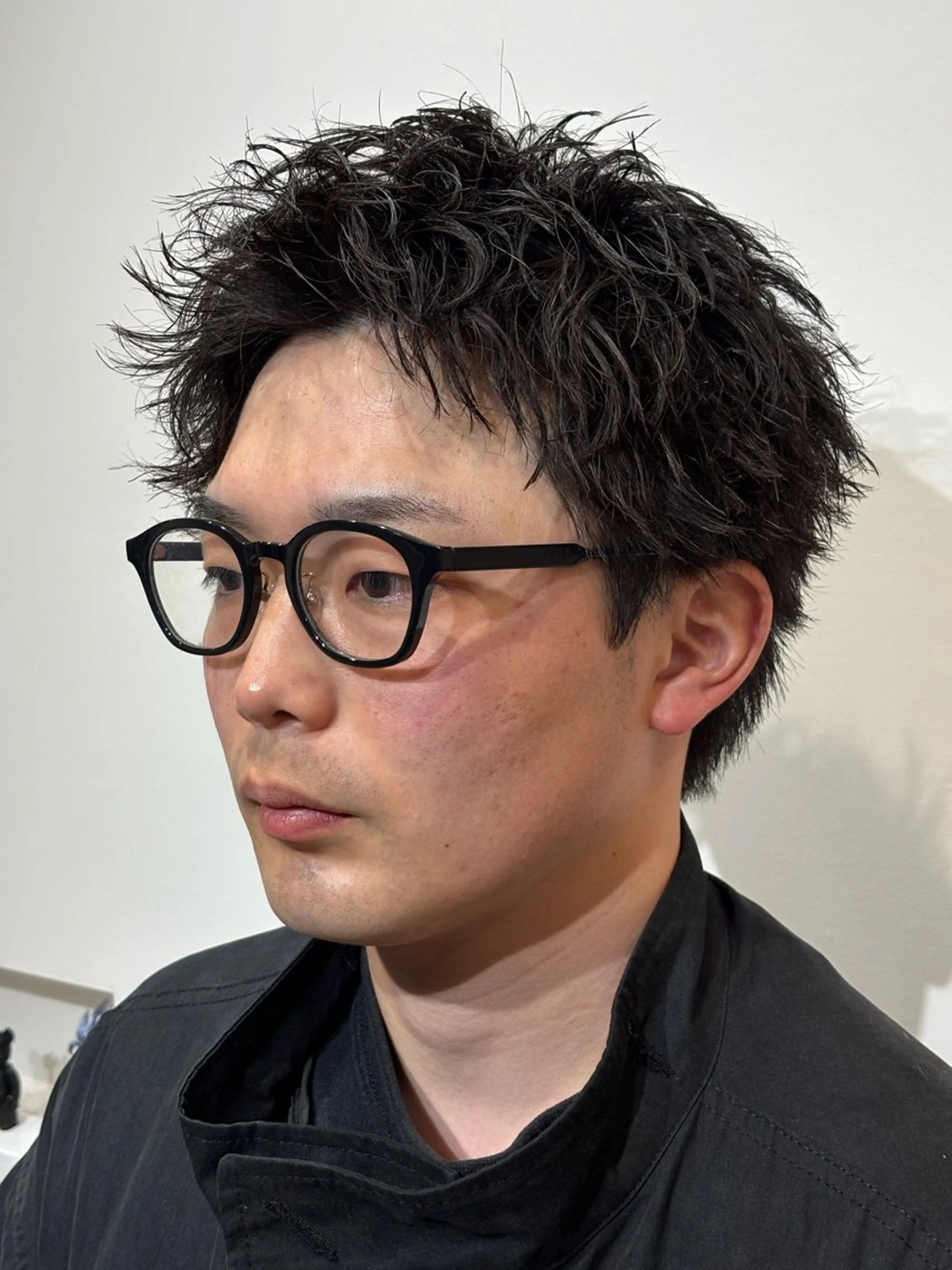 ショート パーマ メンズ メンズパーマ メンズショート スパイキーショート ツイストスパイラルパーマ ショートヘア カット パーマ 【店長】メンズ職人 短髪　ハイトーン🔥のヘアスタイル