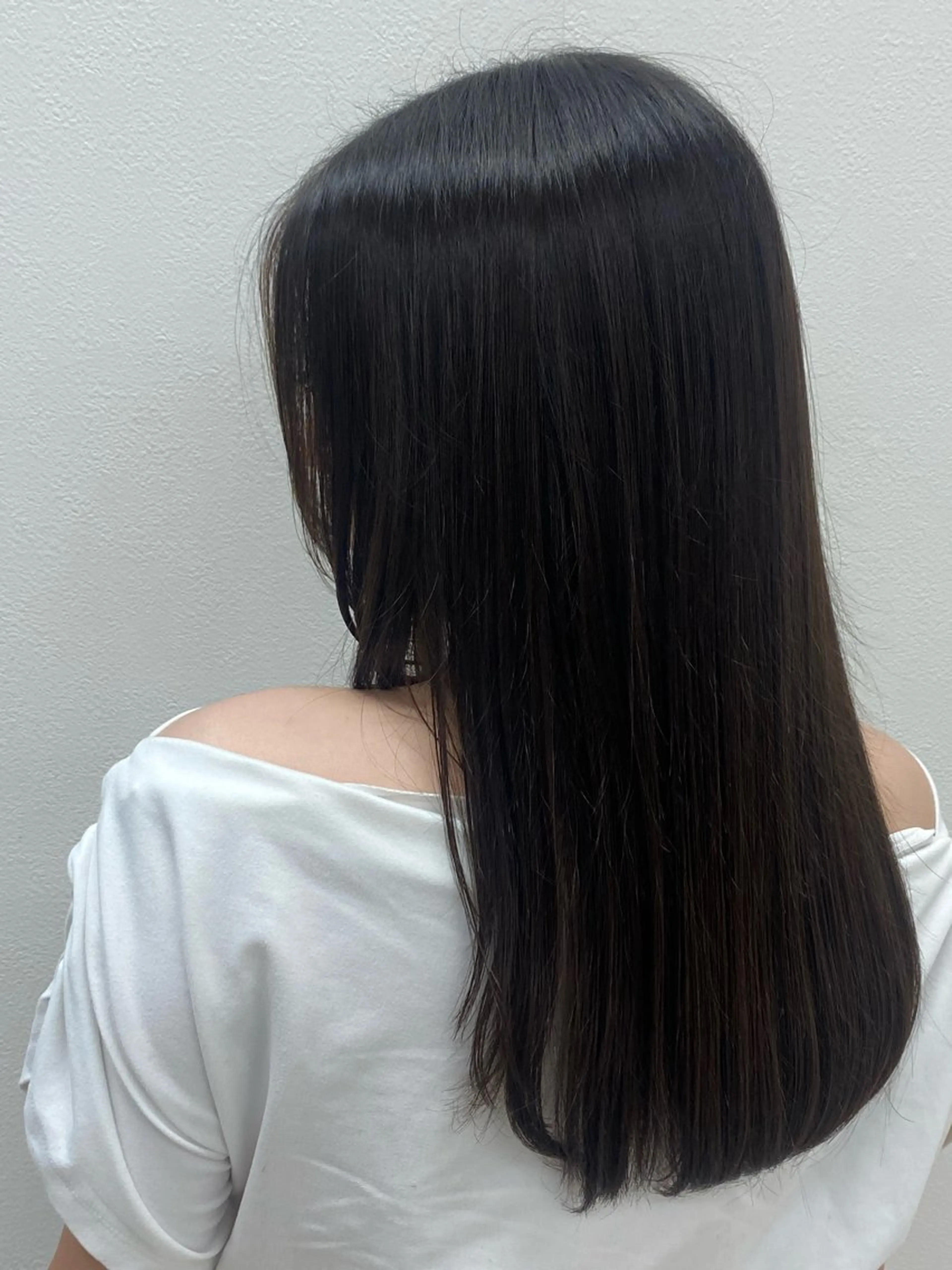 ロング 池田 実咲のヘアスタイル